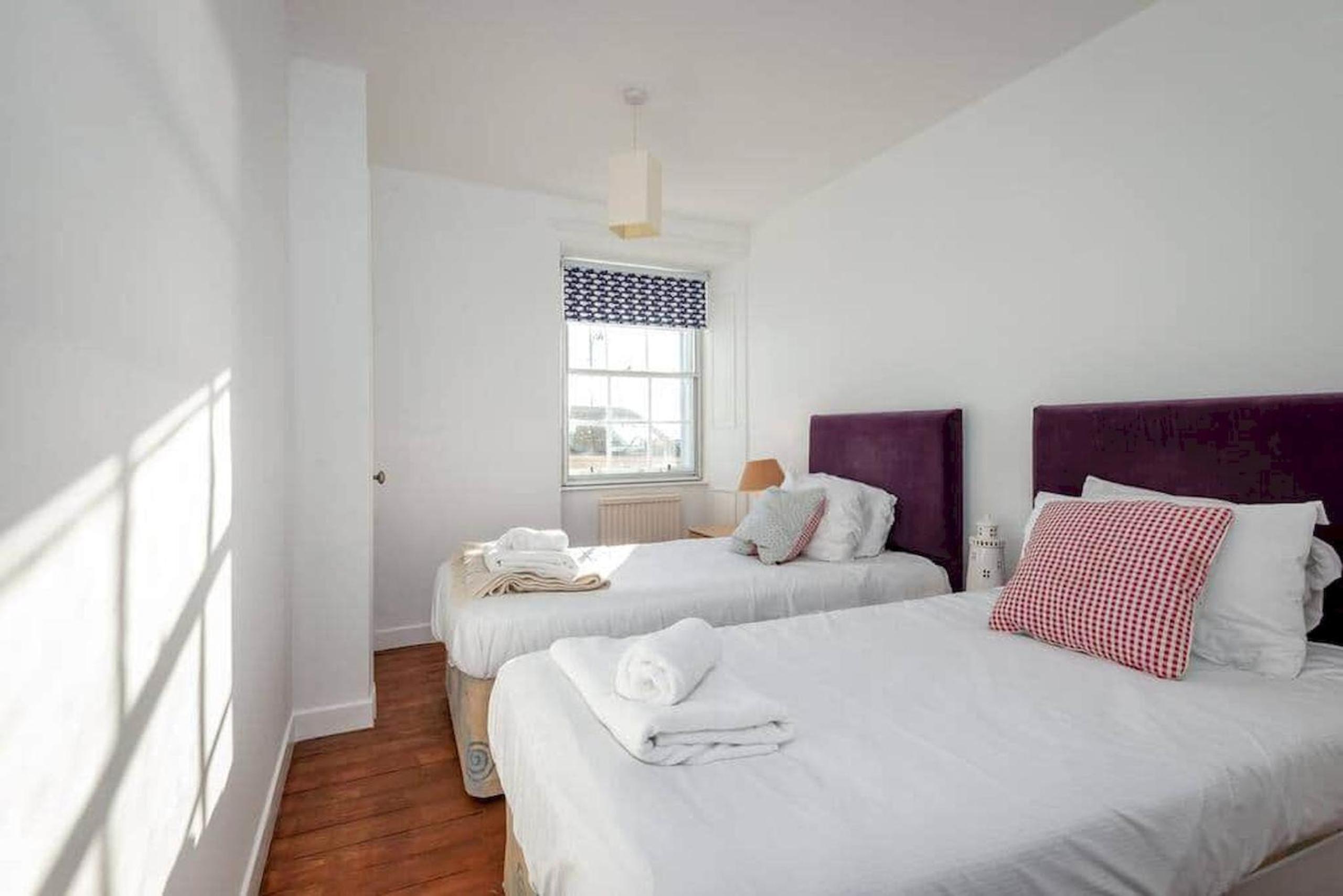 Shore House - Pittenweem view 2
