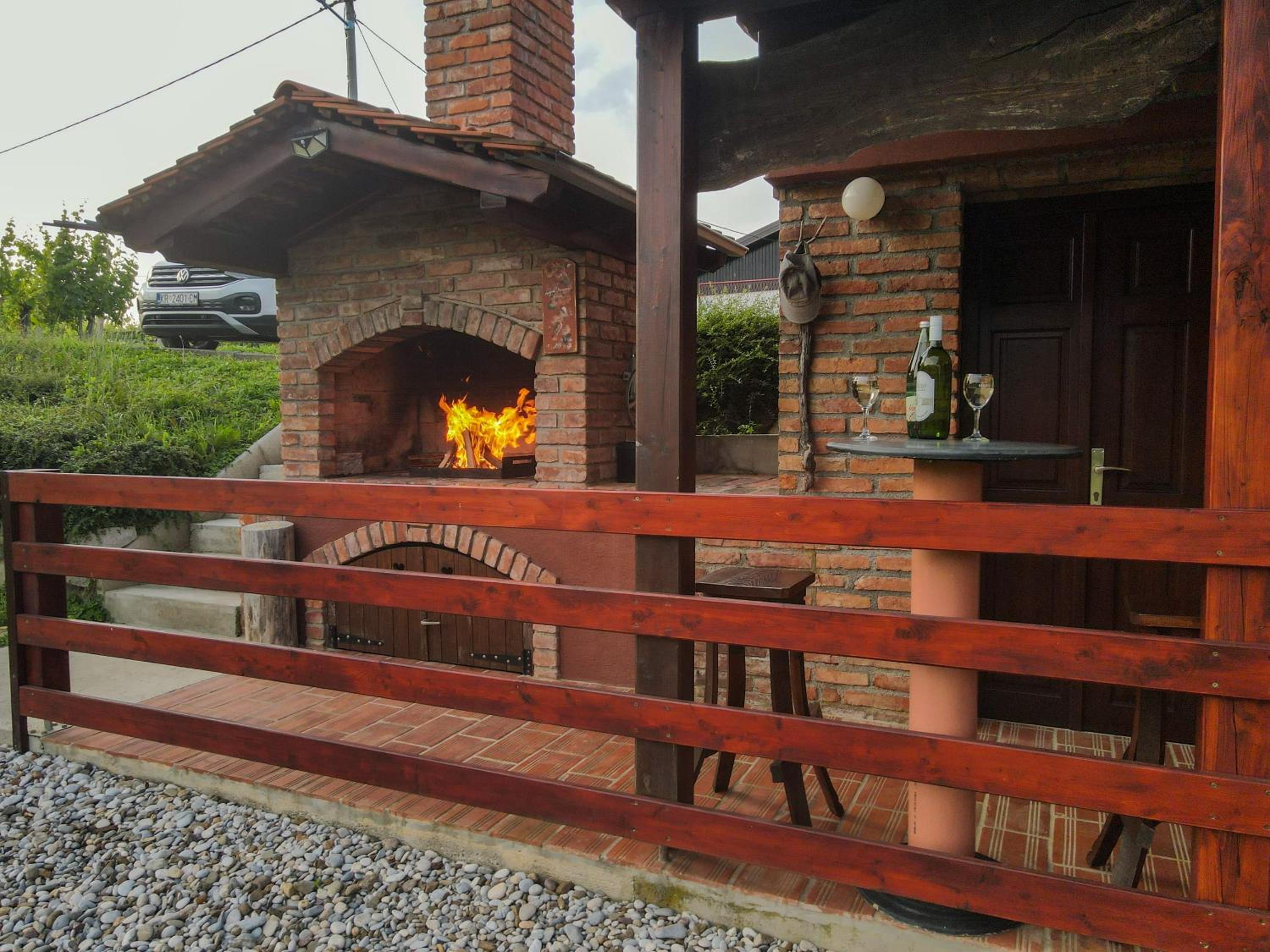 Photo 8