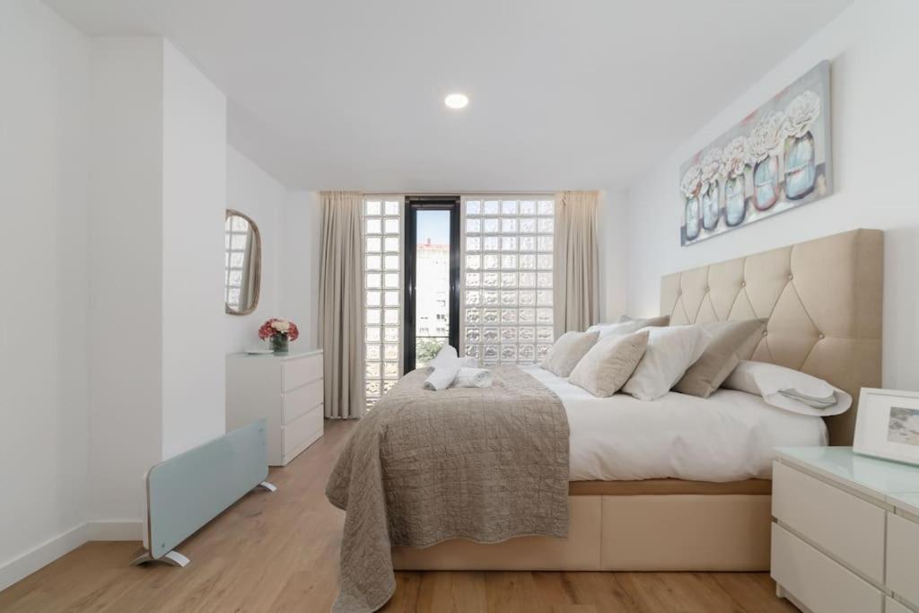 Espectacular moderno con parking by CABANA Rentals photo 5