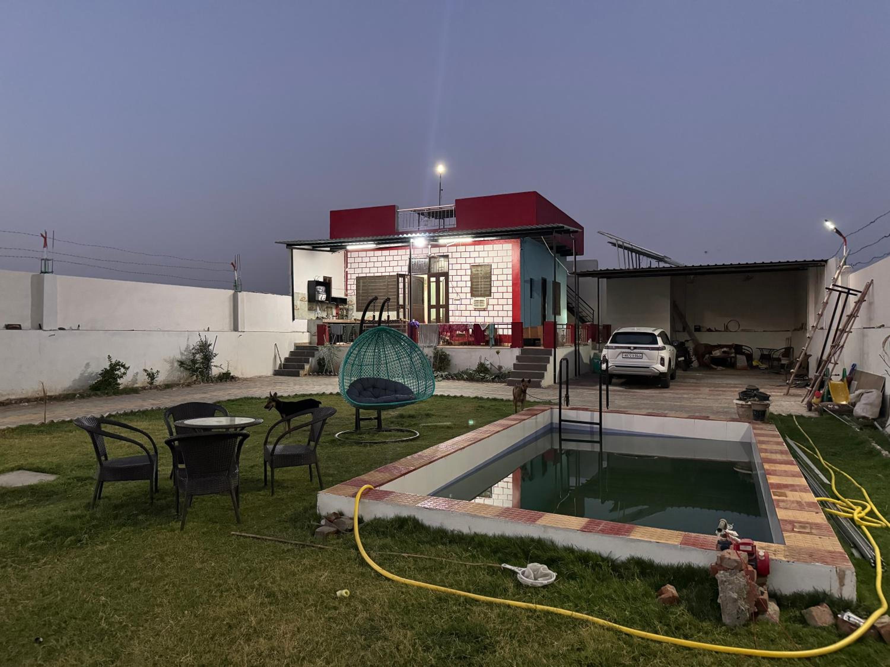 Aarvi bijender farm view 2