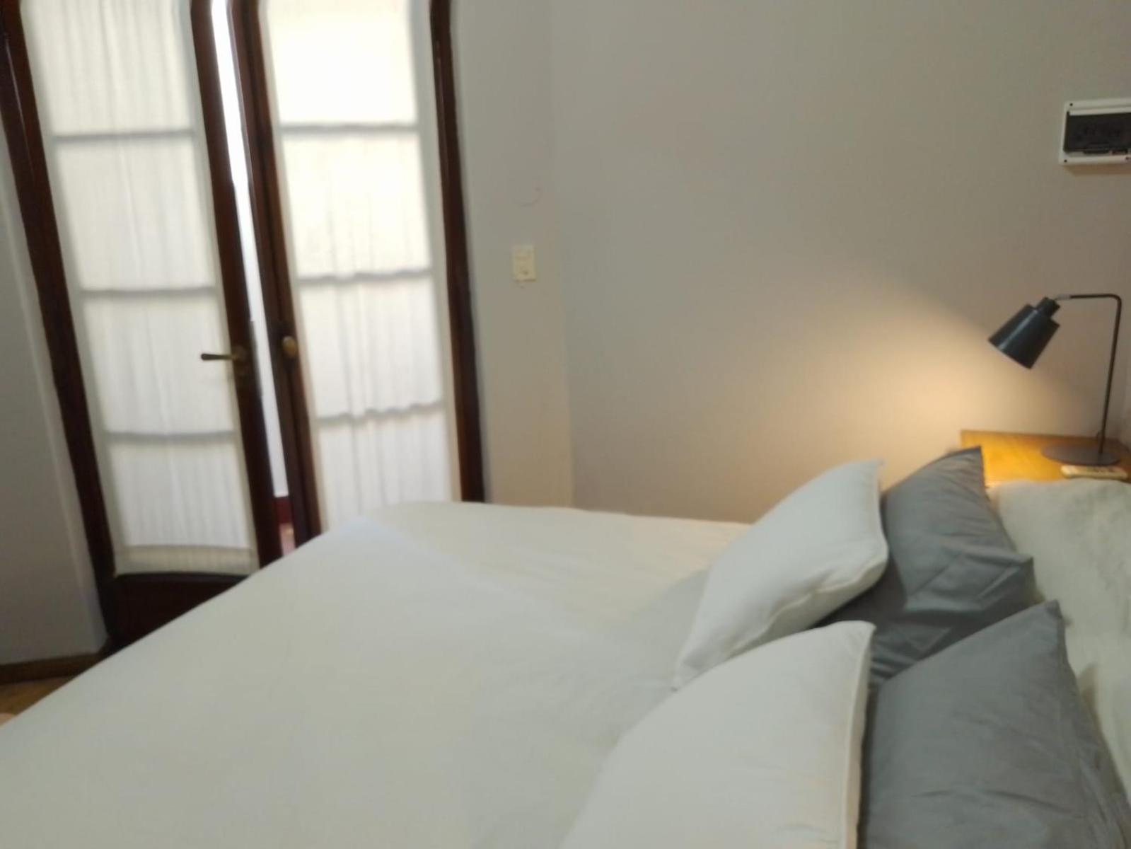 Acogedor e impecable apartamento neocolonial