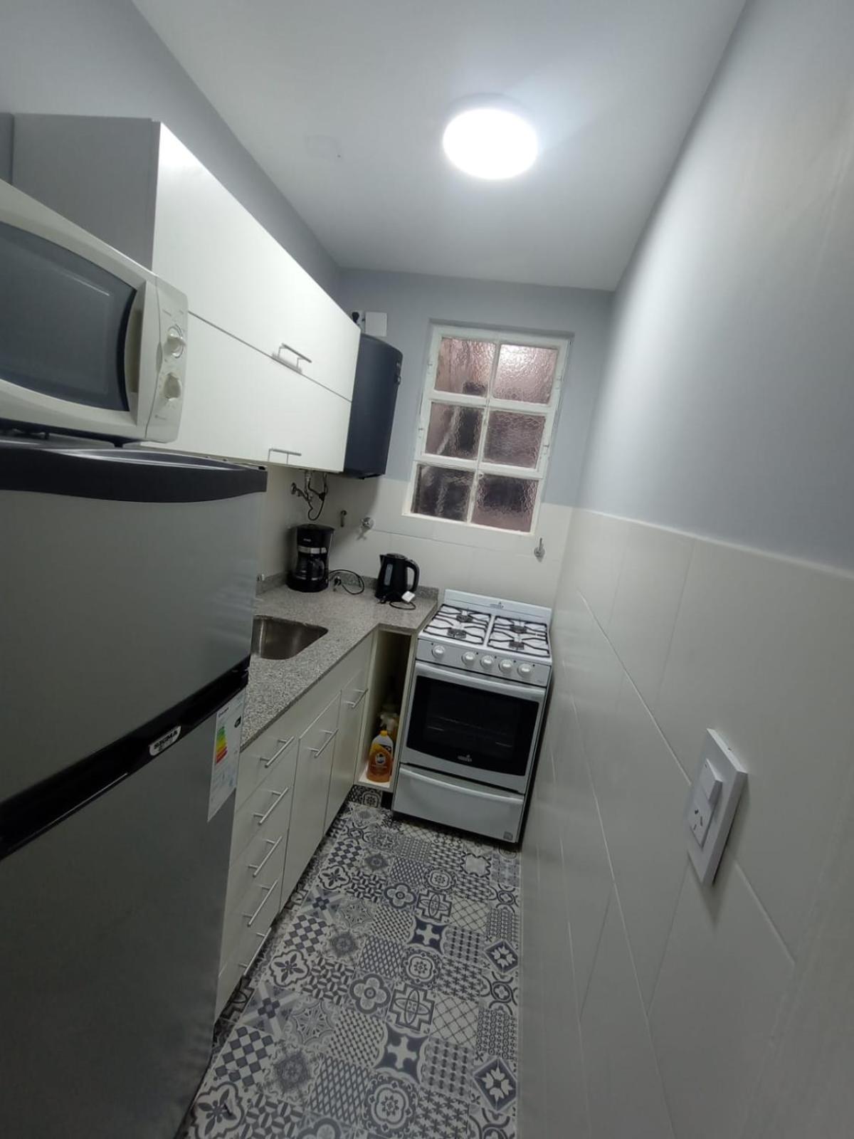 Acogedor e impecable apartamento neocolonial