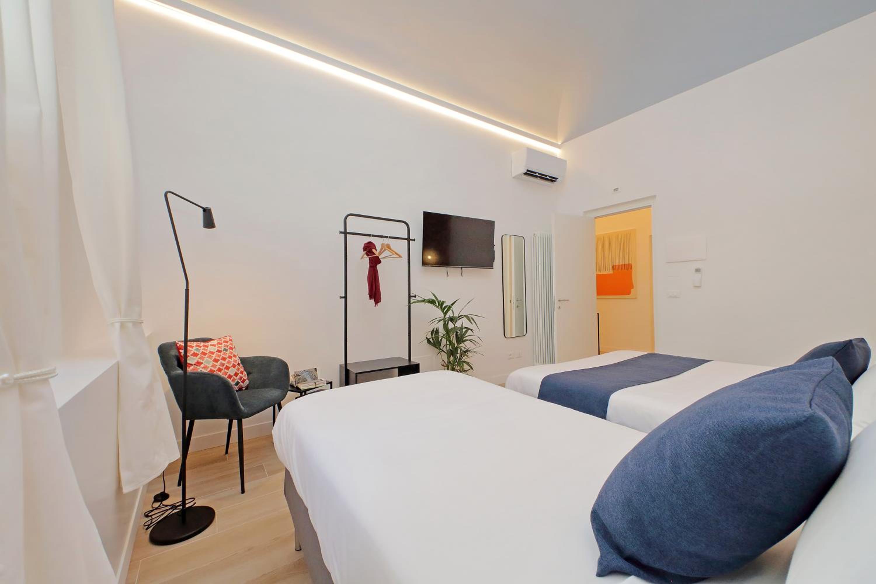 Redseven Rome Apartments