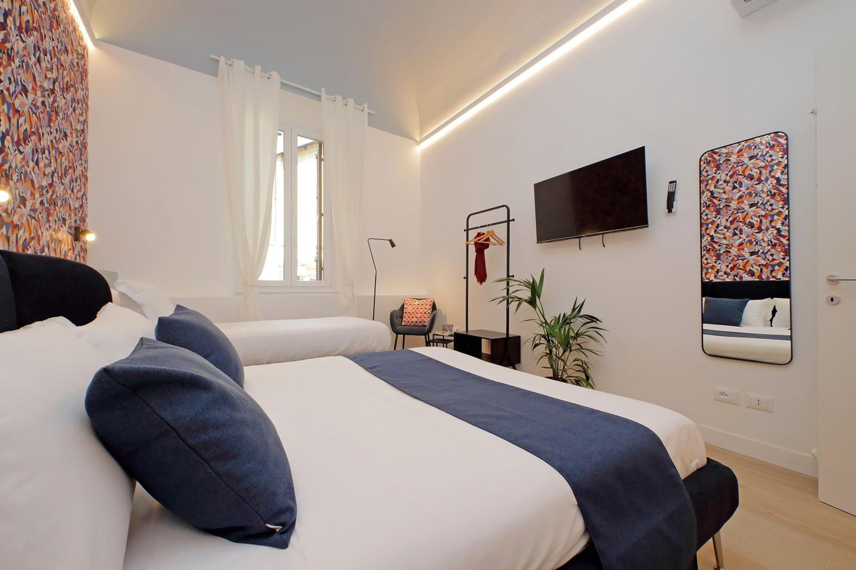 Redseven Rome Apartments