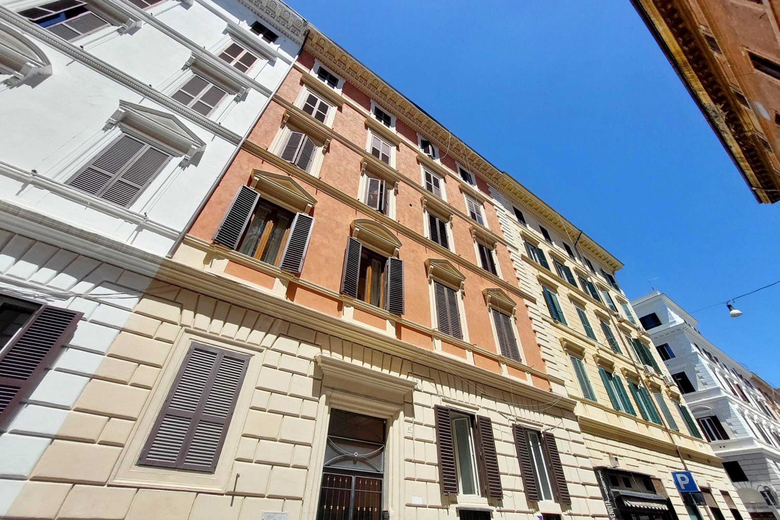 Redseven Rome Apartments