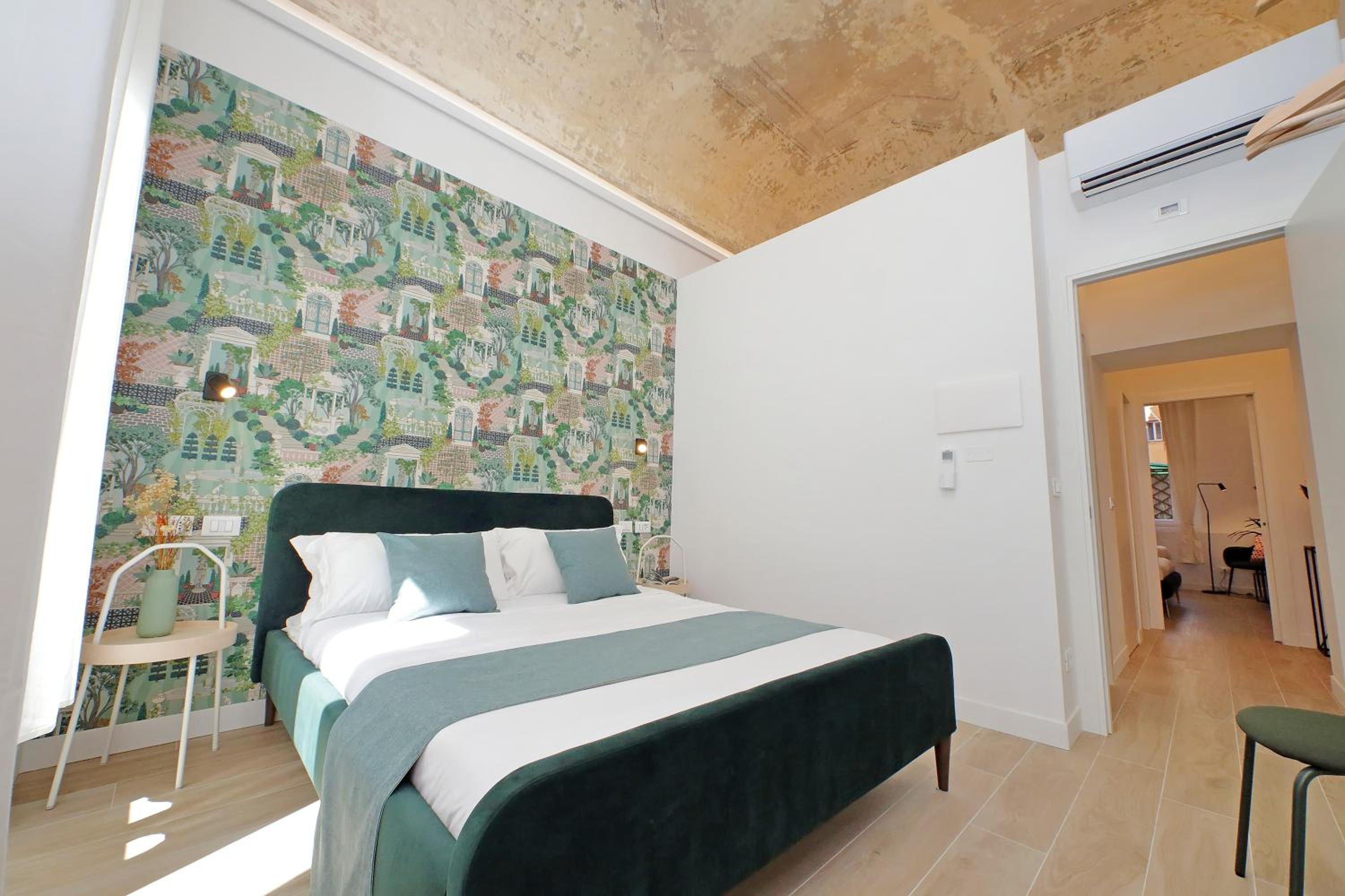 Redseven Rome Apartments