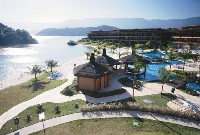 Flat Duplex em Resort Paradisíaco