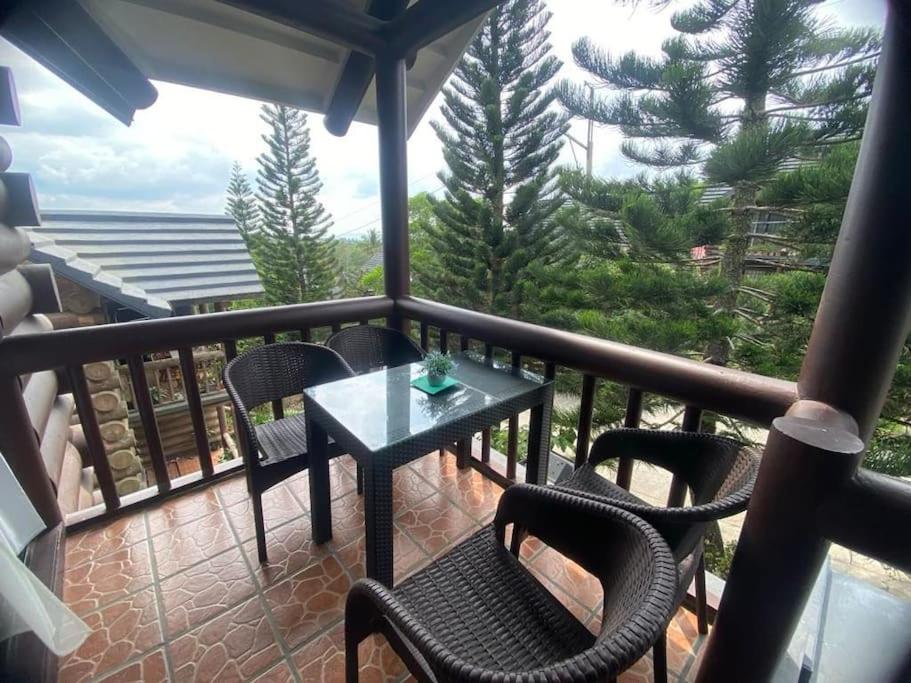 Rustic Log Cabin in Tagaytay
