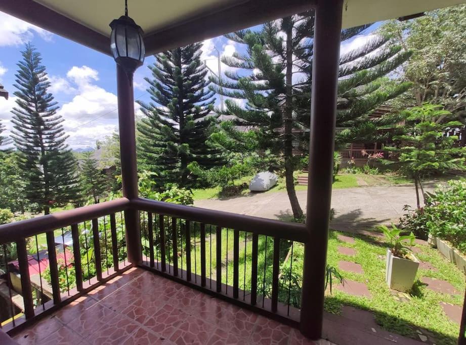 Rustic Log Cabin in Tagaytay