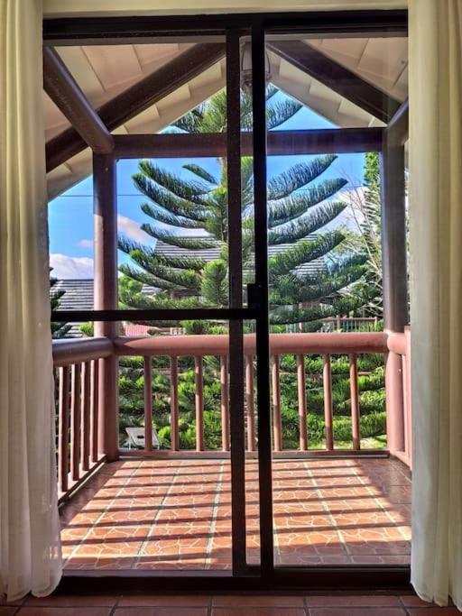 Rustic Log Cabin in Tagaytay