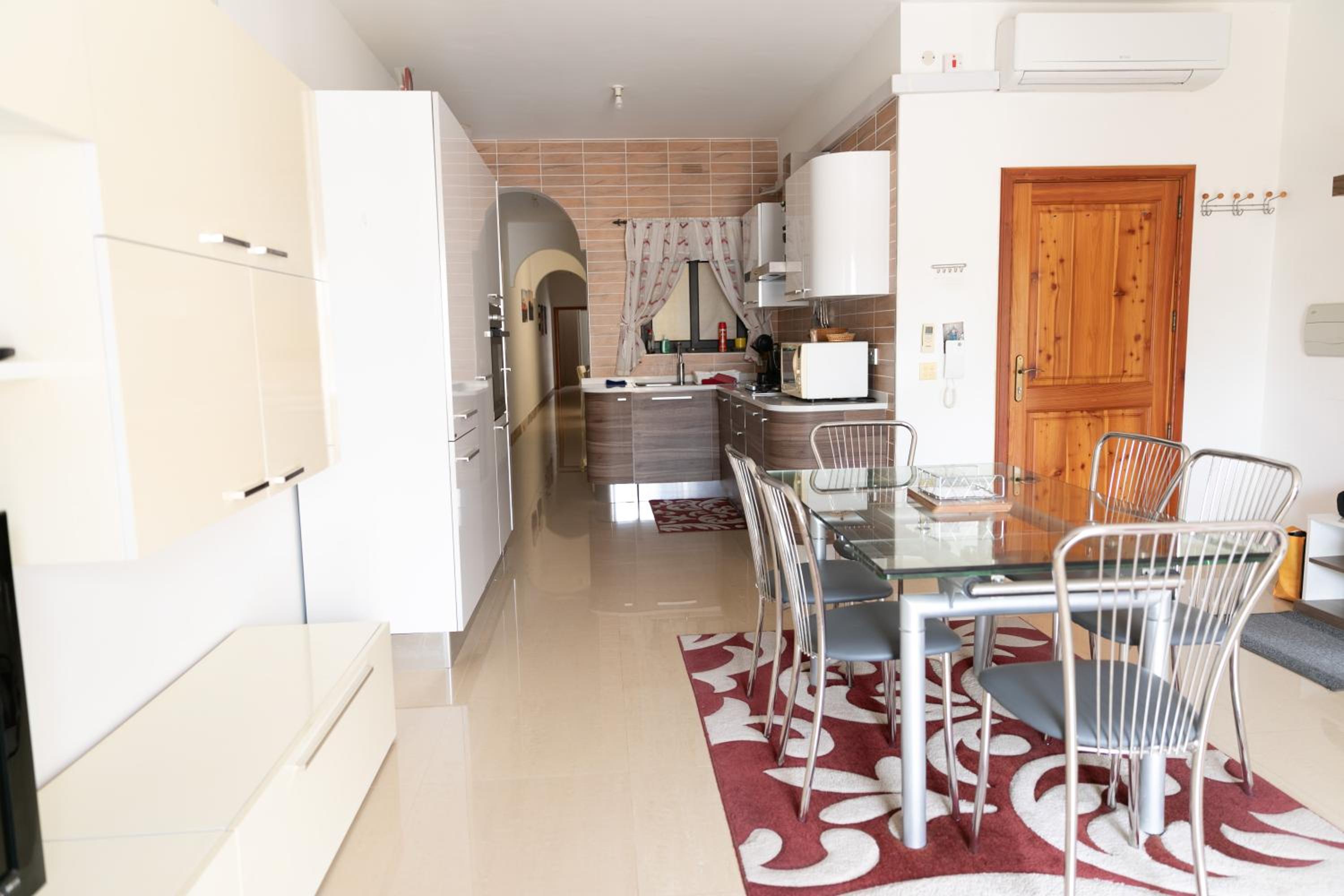 Modern SeaView Xlendi Apartment