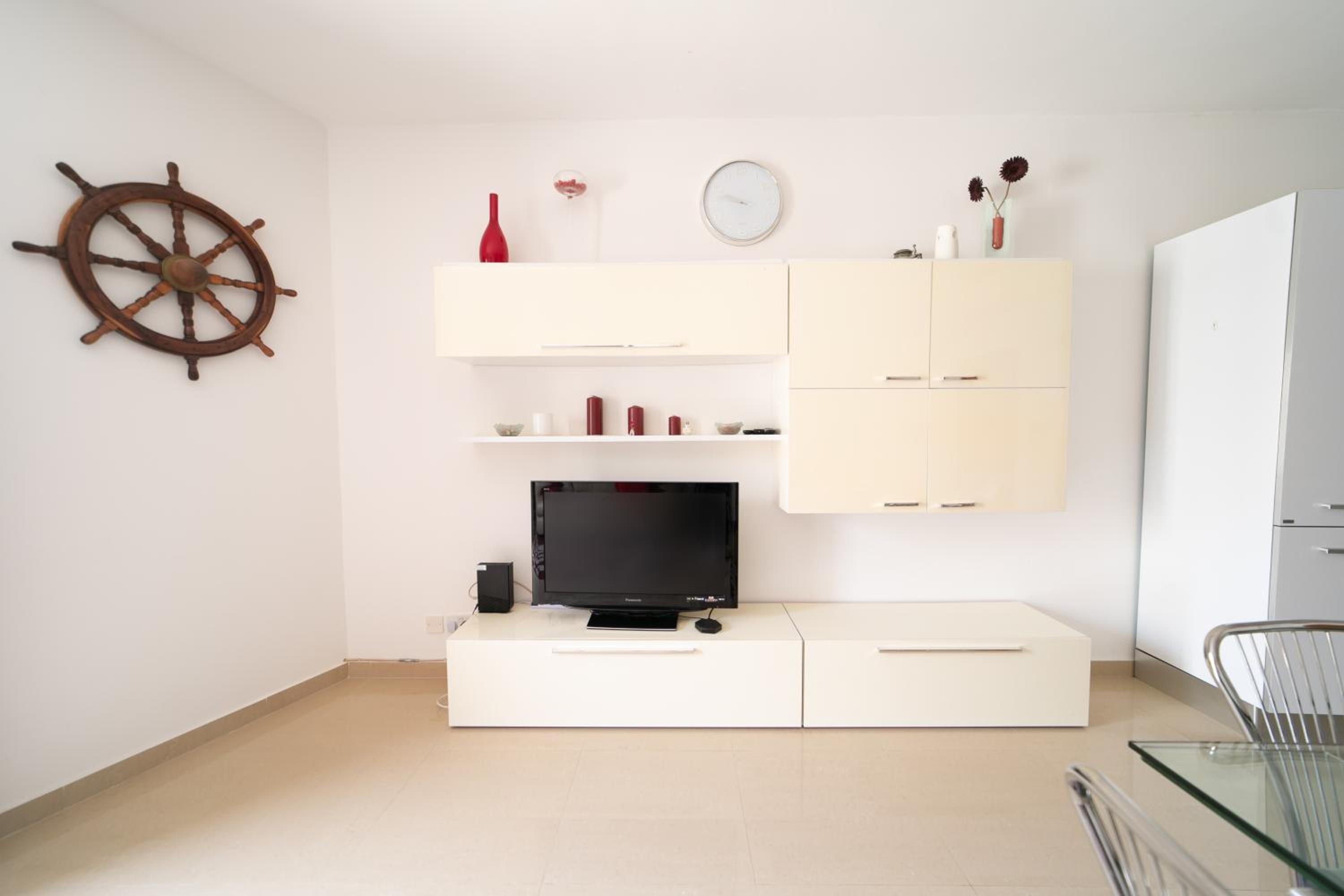 Modern SeaView Xlendi Apartment