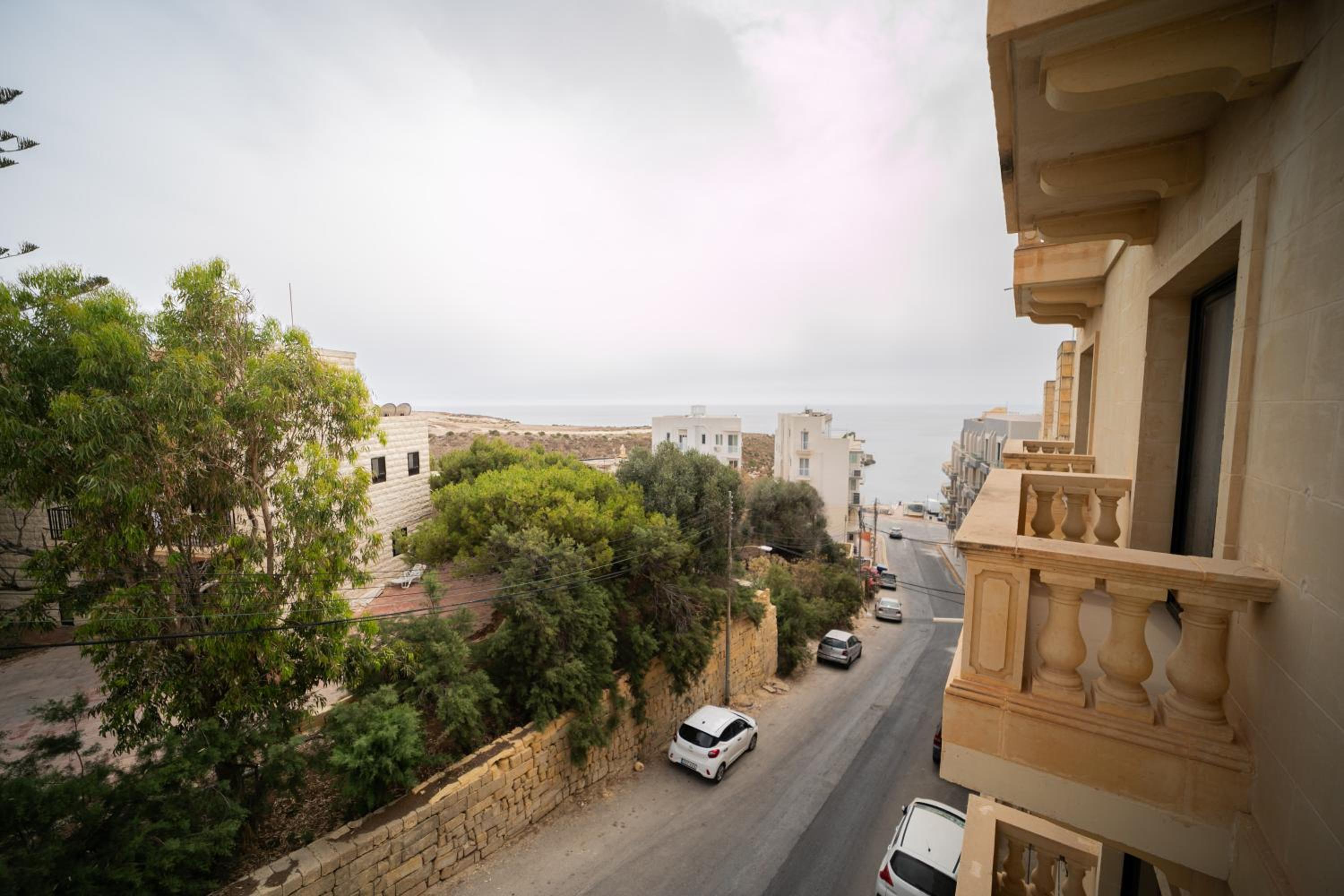 Modern SeaView Xlendi Apartment