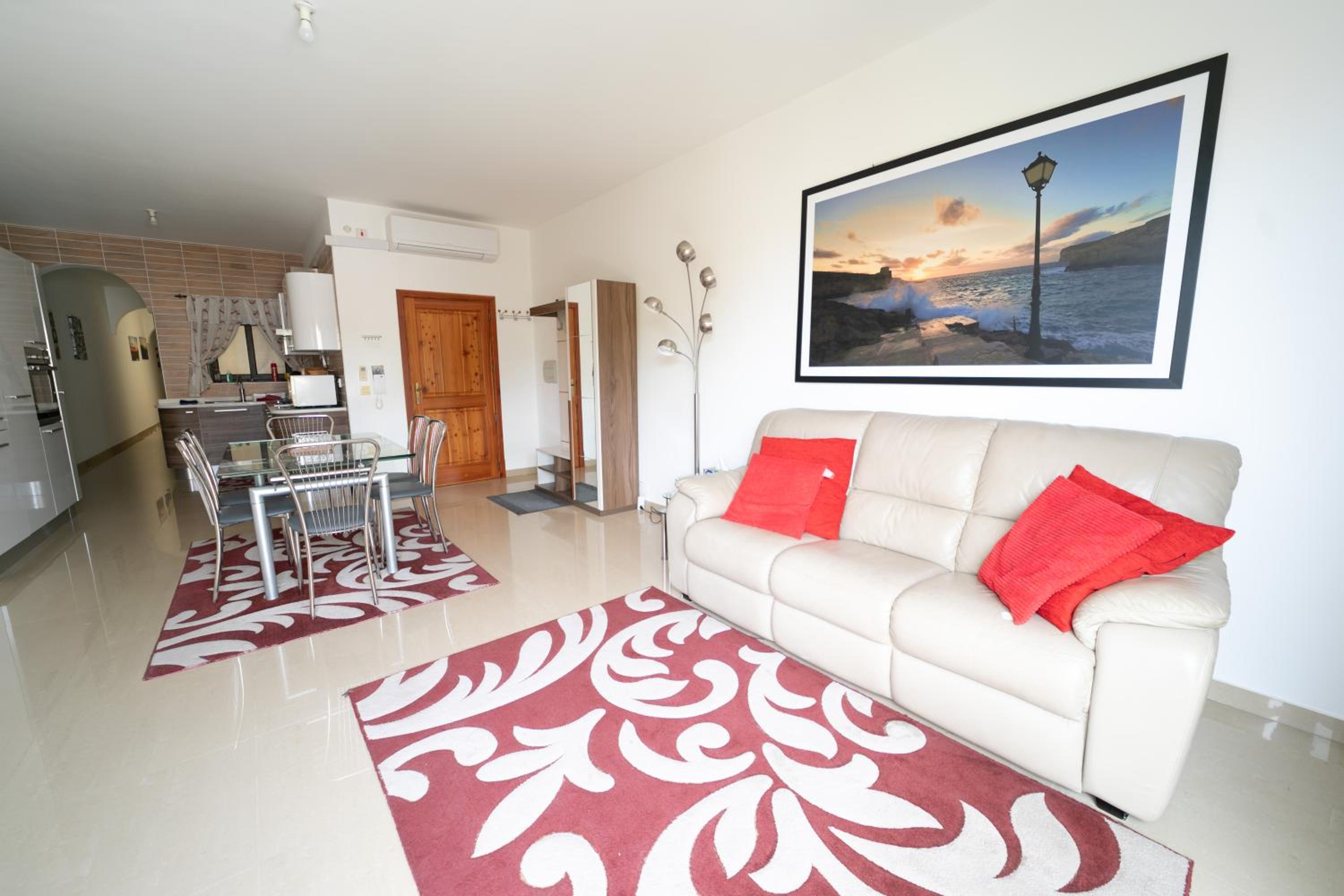 Modern SeaView Xlendi Apartment