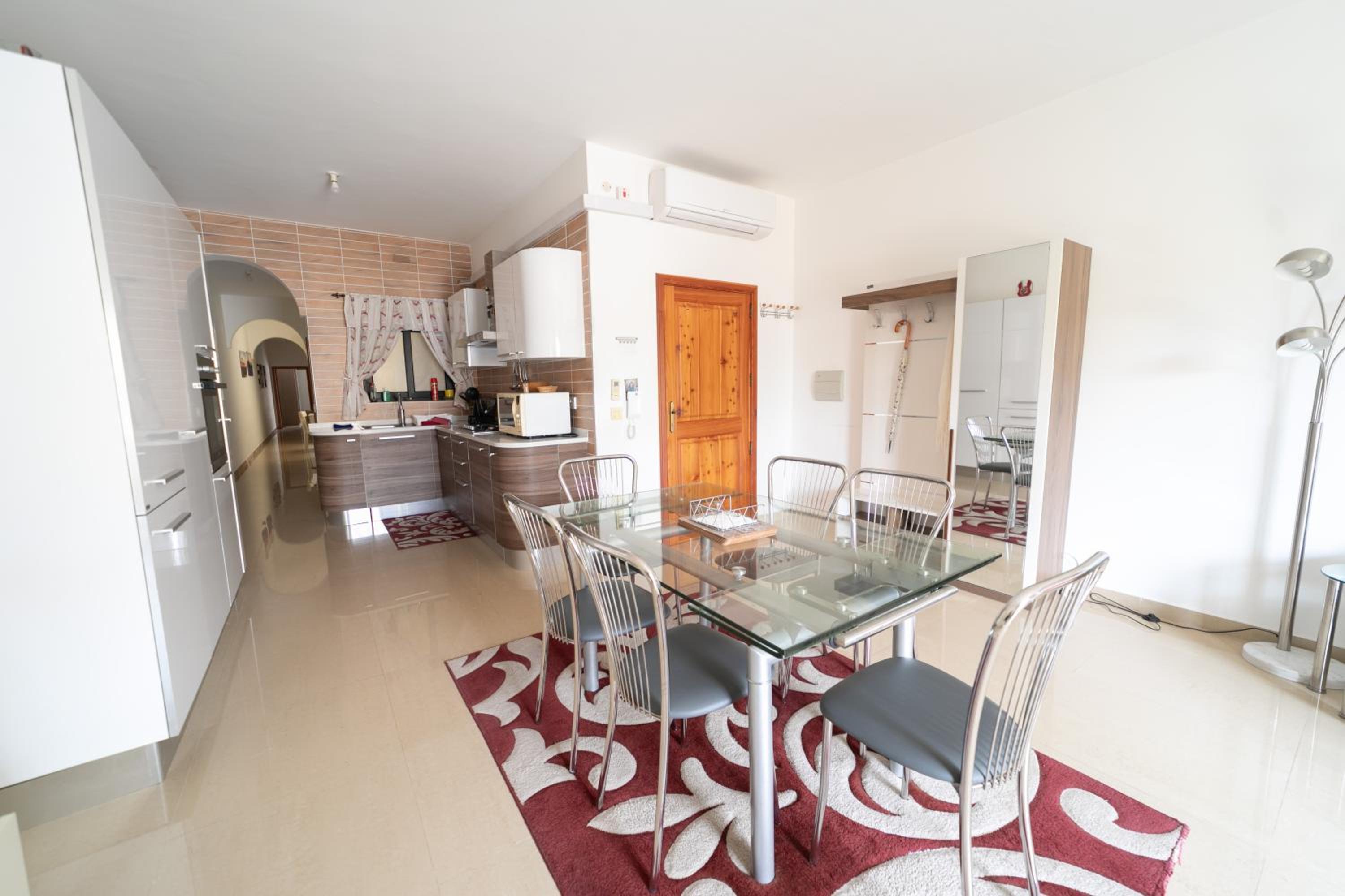 Modern SeaView Xlendi Apartment