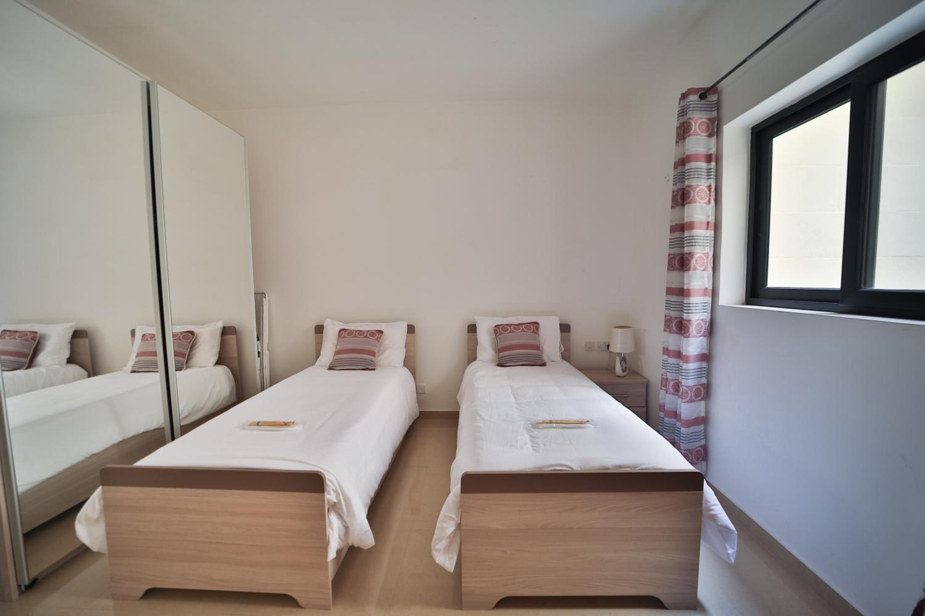 Modern SeaView Xlendi Apartment