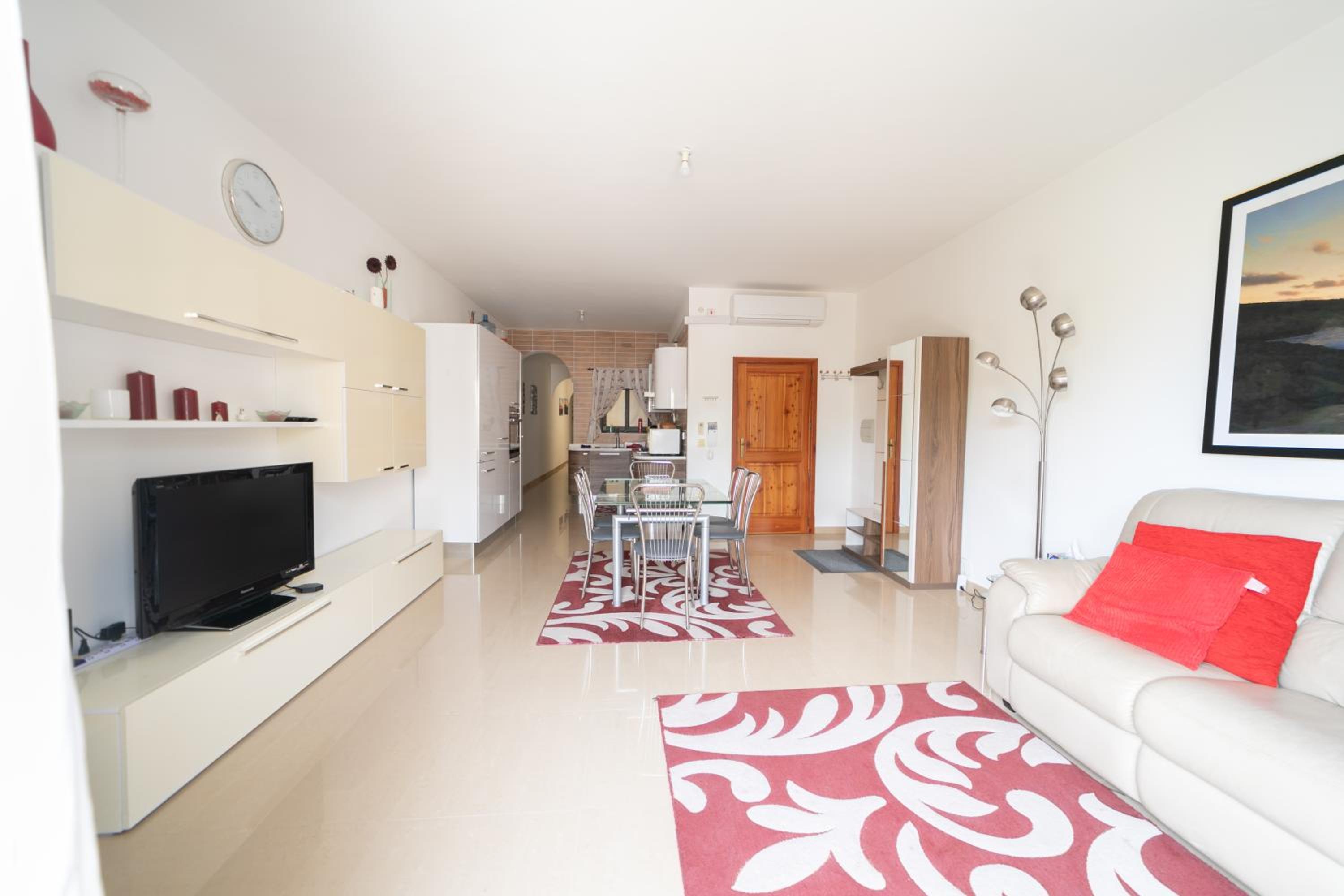 Modern SeaView Xlendi Apartment