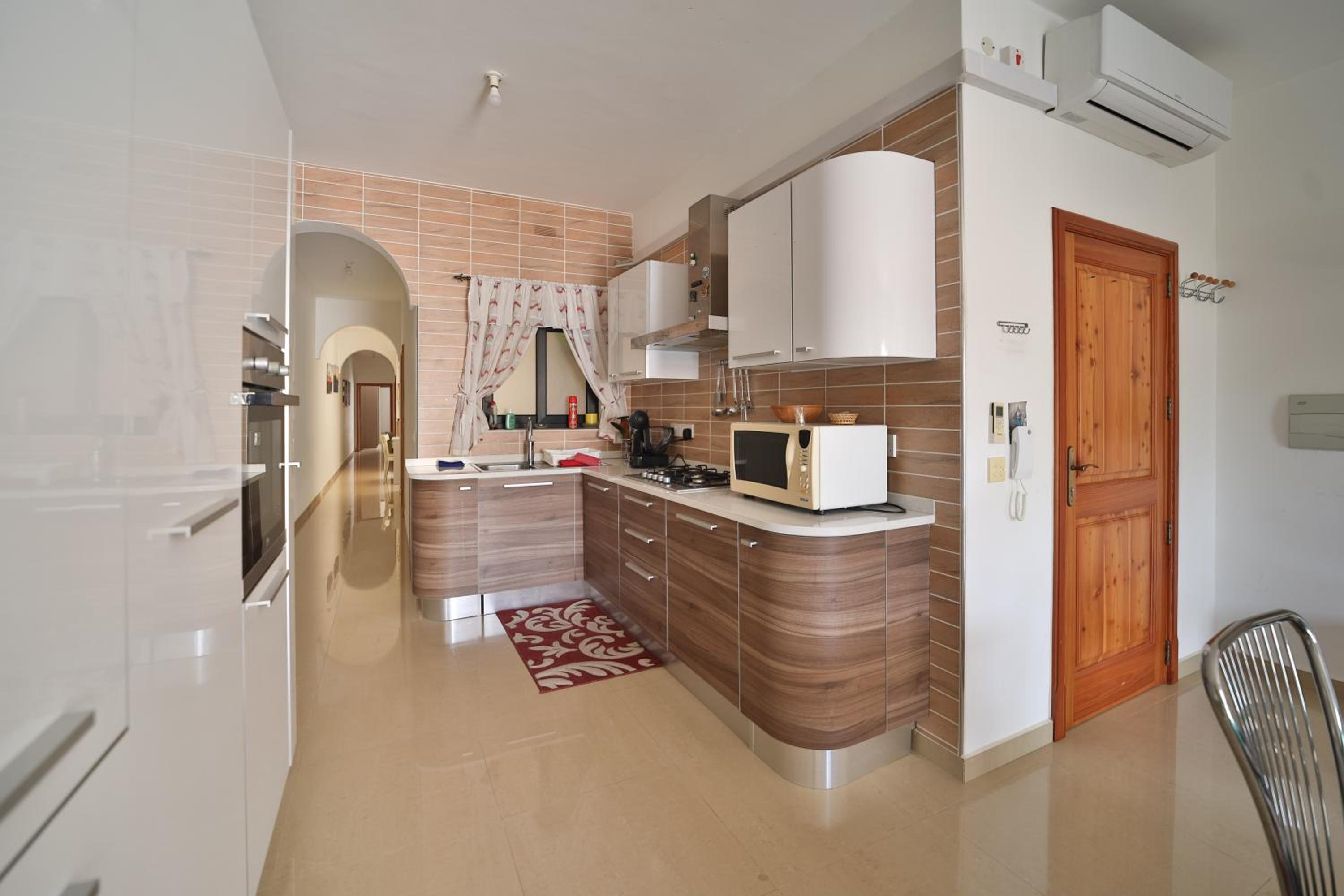 Modern SeaView Xlendi Apartment