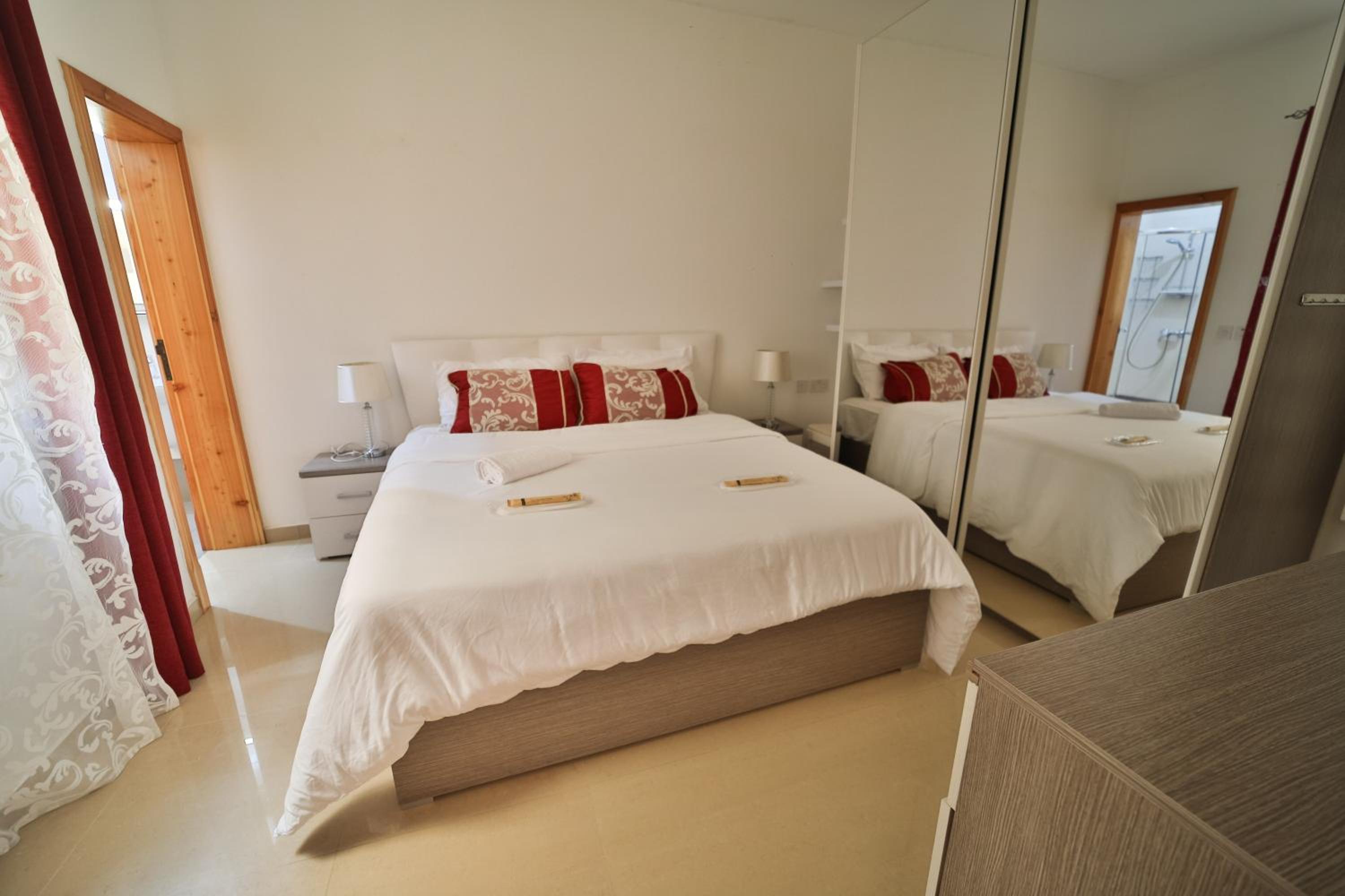 Modern SeaView Xlendi Apartment