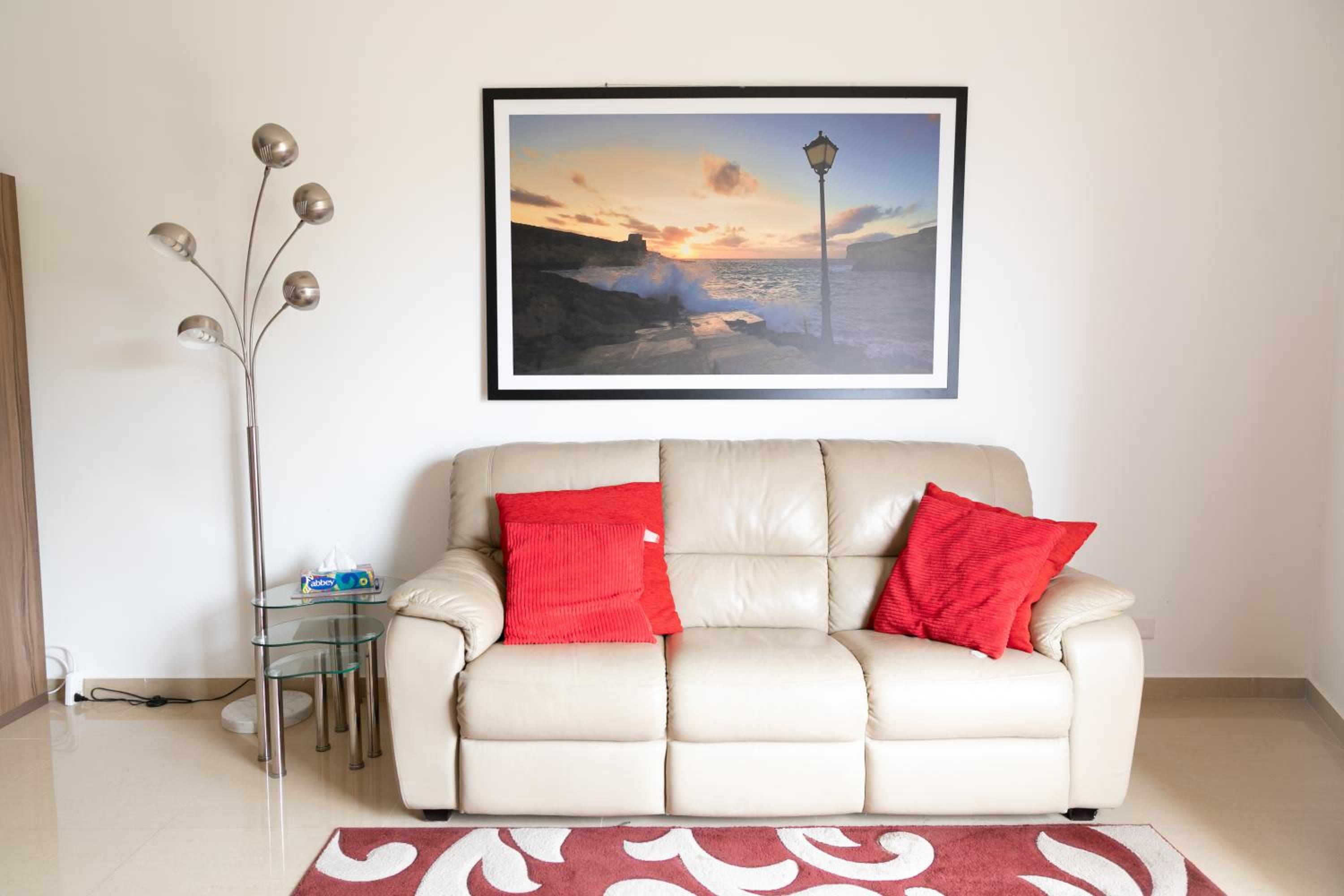 Modern SeaView Xlendi Apartment
