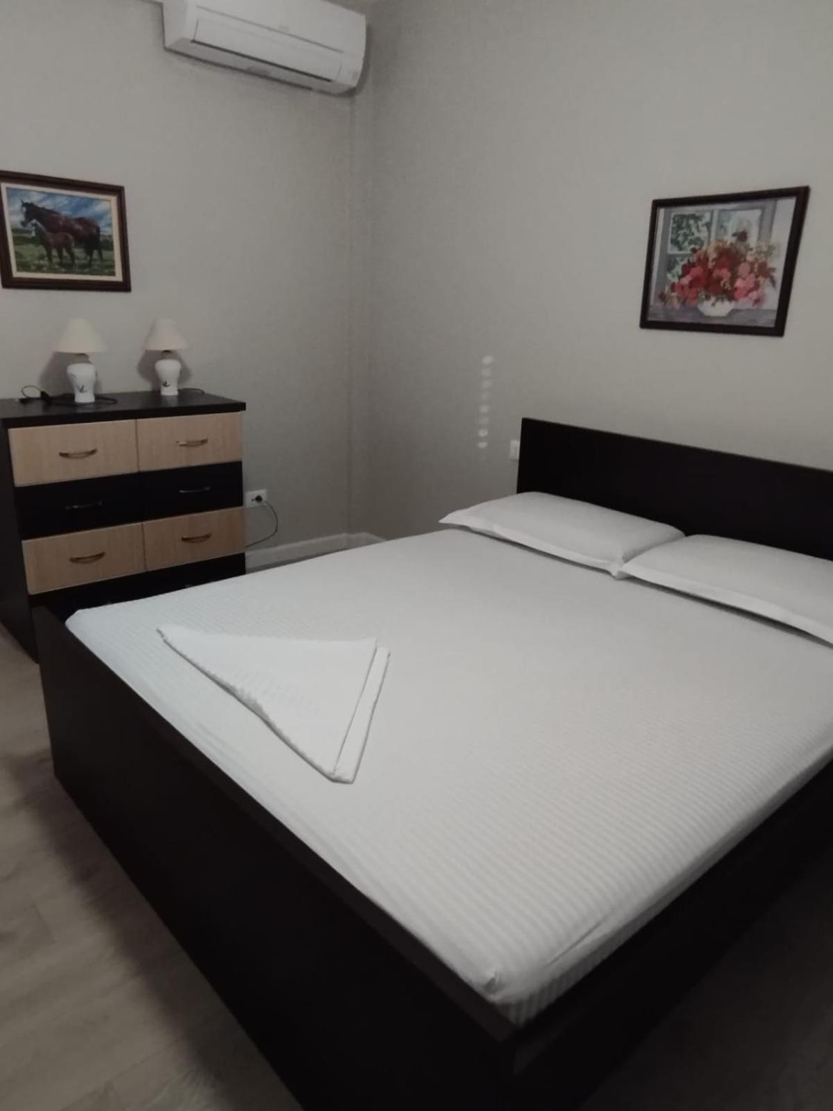 Leatis Apartment