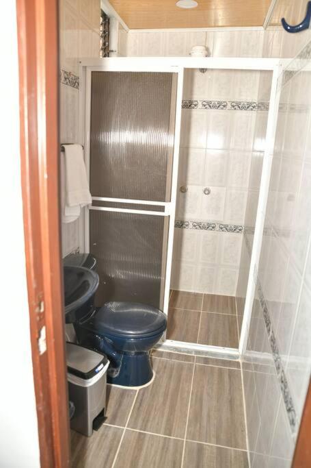 Casa cerca al Club el Rodeo y centro deportivo