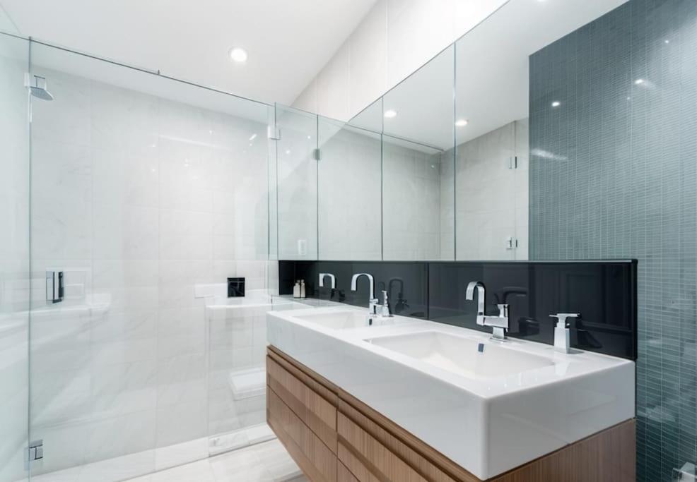 Travive New York Brand New Five Bedroom Penthouse