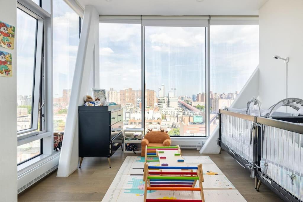 Travive New York Brand New Five Bedroom Penthouse