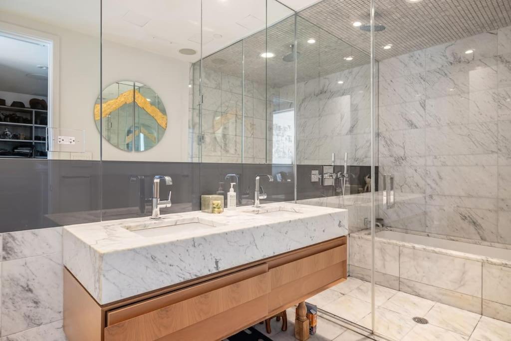 Travive New York Brand New Five Bedroom Penthouse