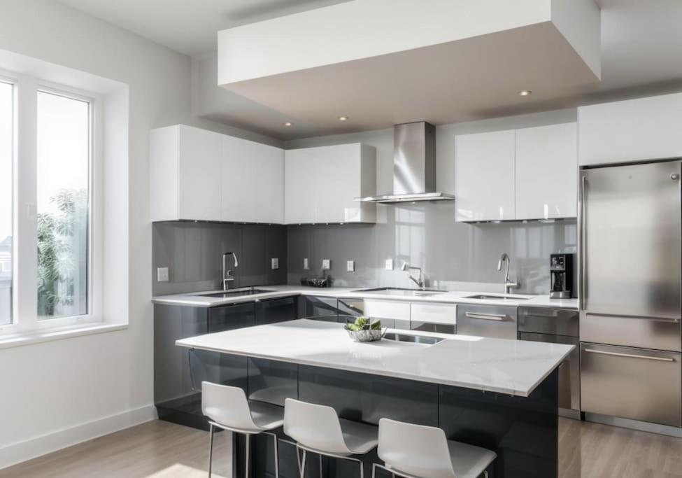 Travive New York Brand New Five Bedroom Penthouse