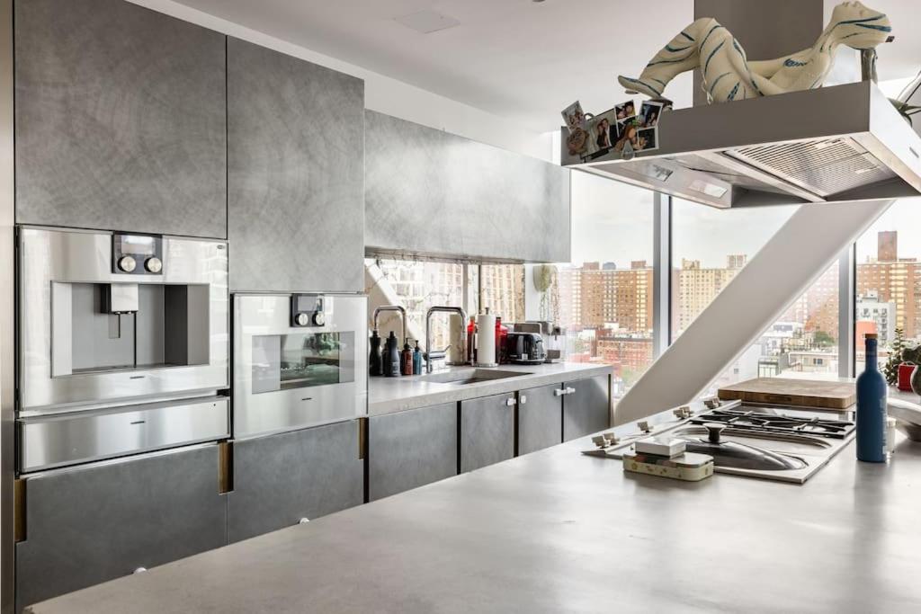 Travive New York Brand New Five Bedroom Penthouse