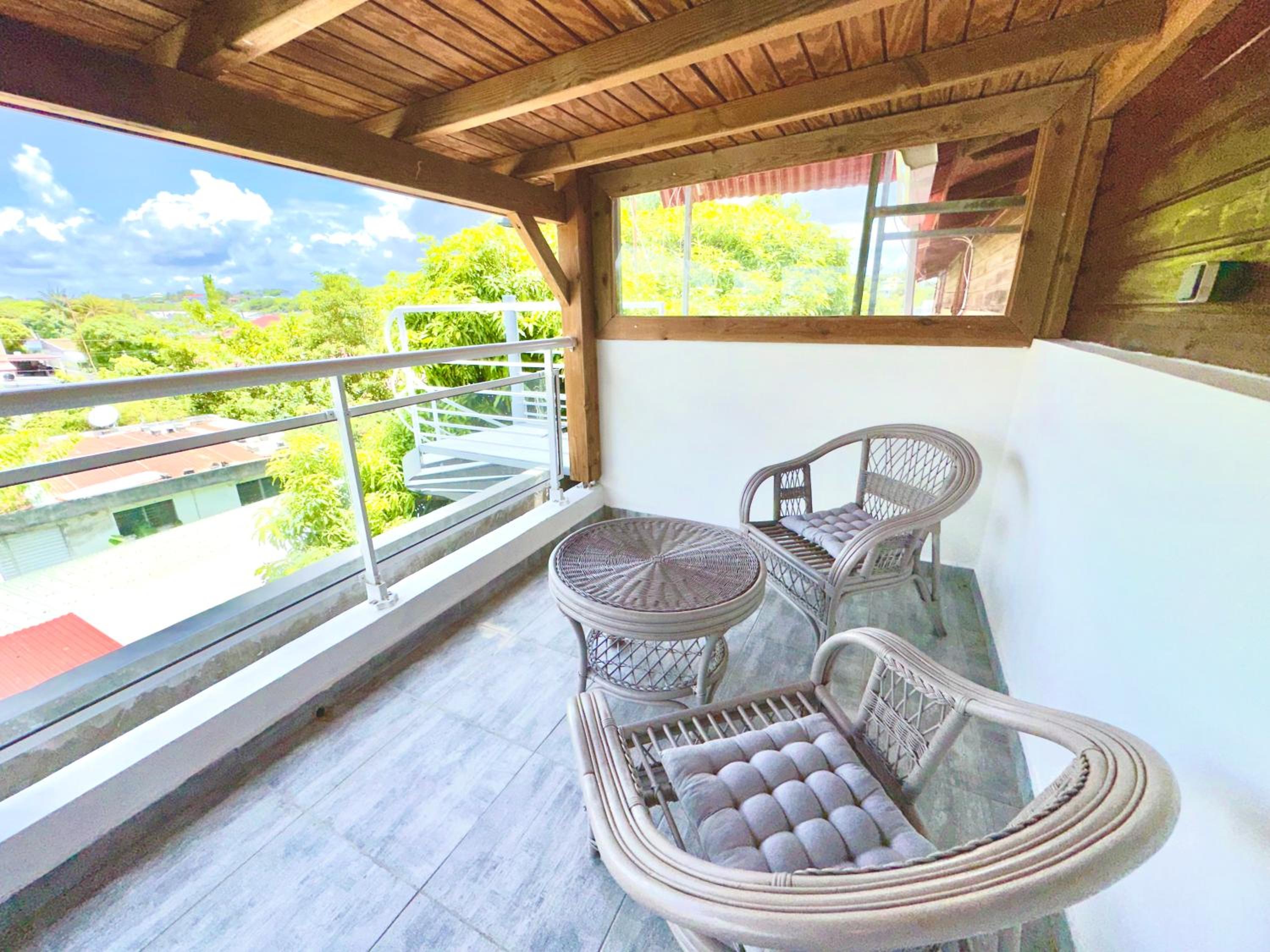 Appartement Ti Z'abouyou 700m de la plage view 5