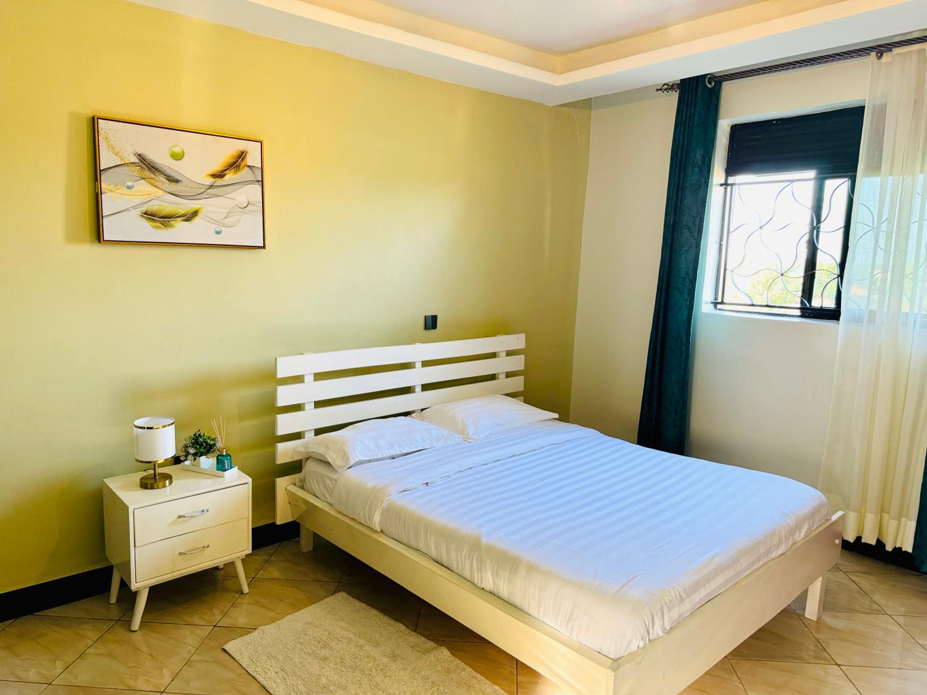 Fivas Residences