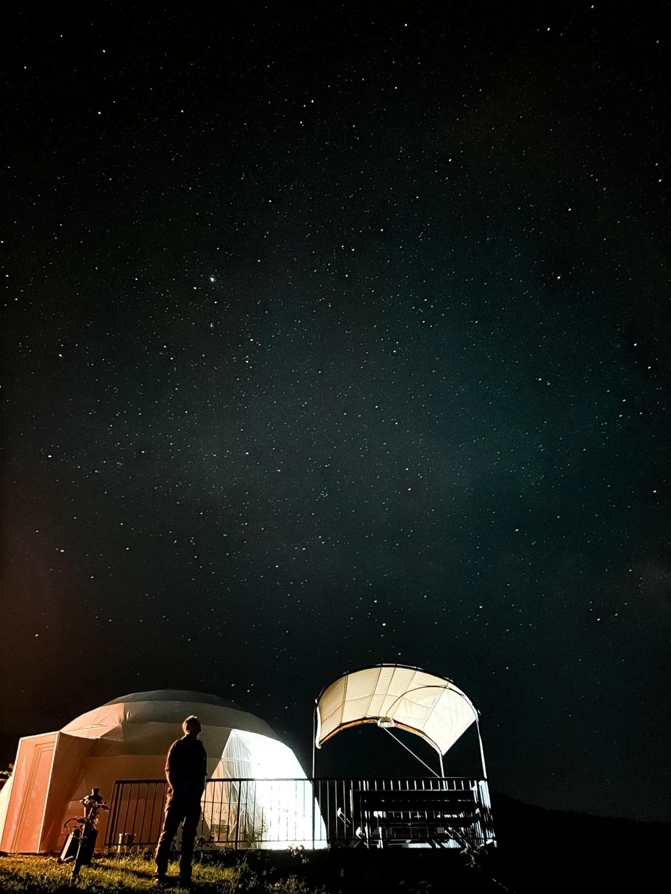 Dream Domes Glamping