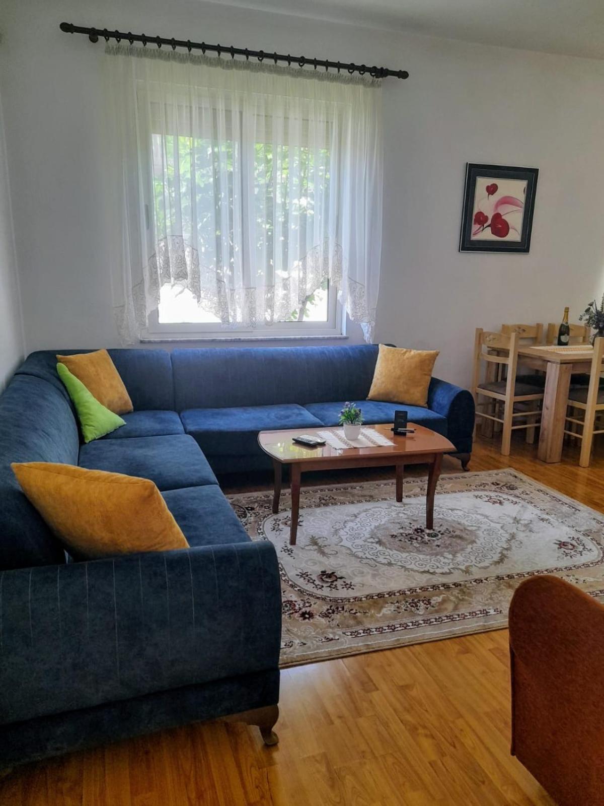 Besi Guesthouse