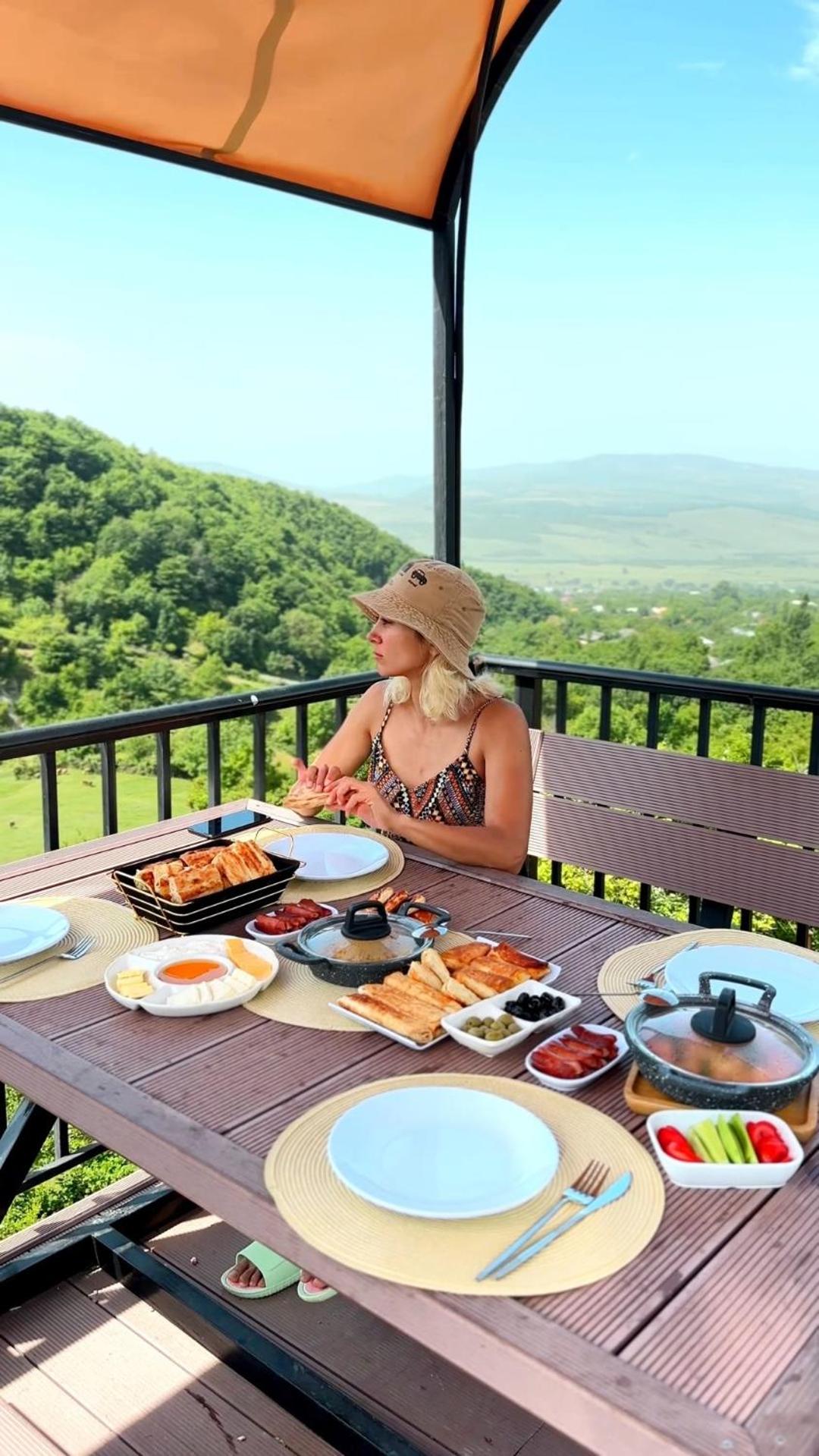 Dream Domes Glamping
