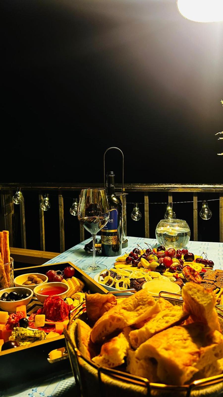 Dream Domes Glamping