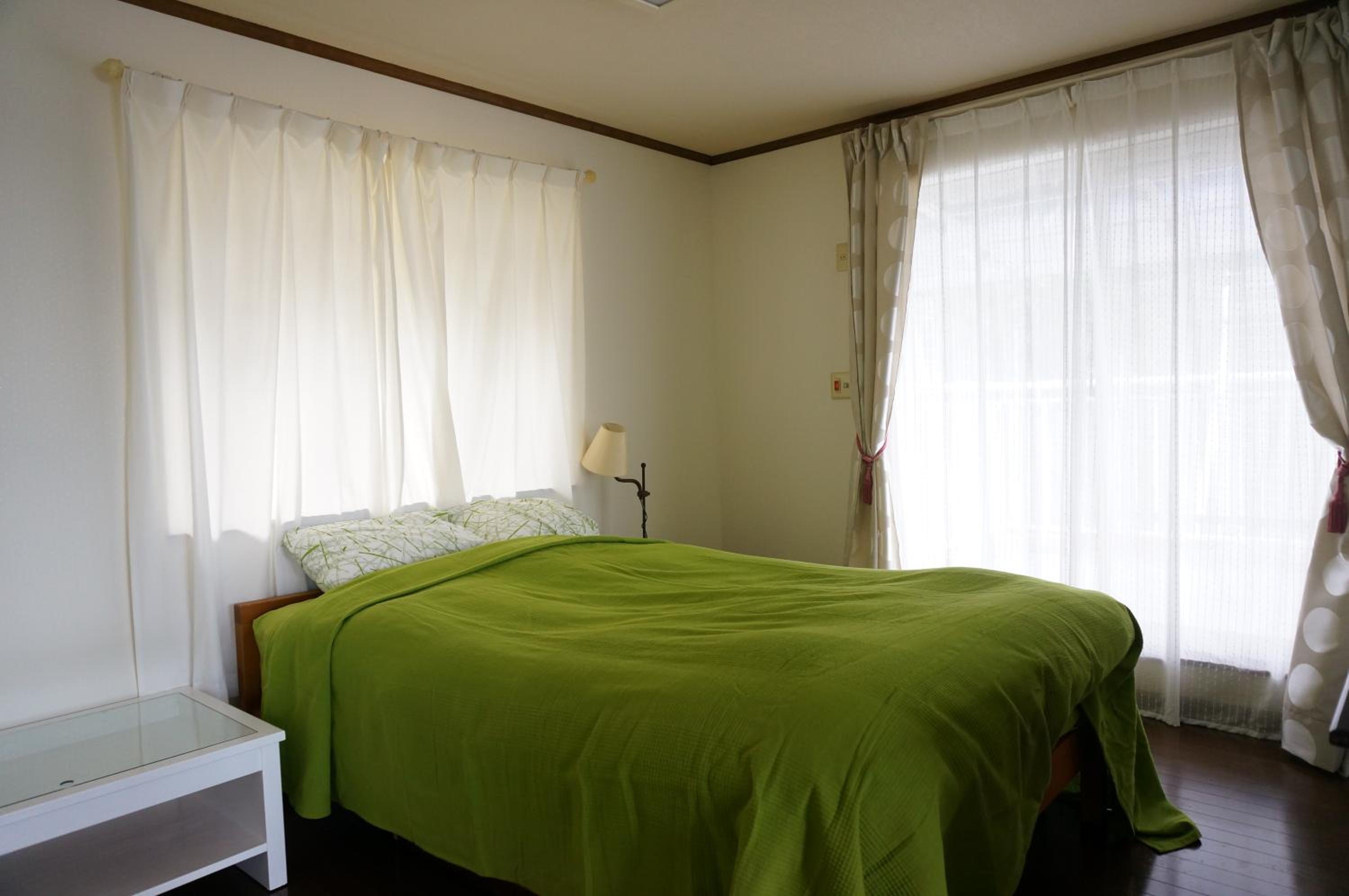 Atelier Bee's Knees Bed & Breakfast view 4