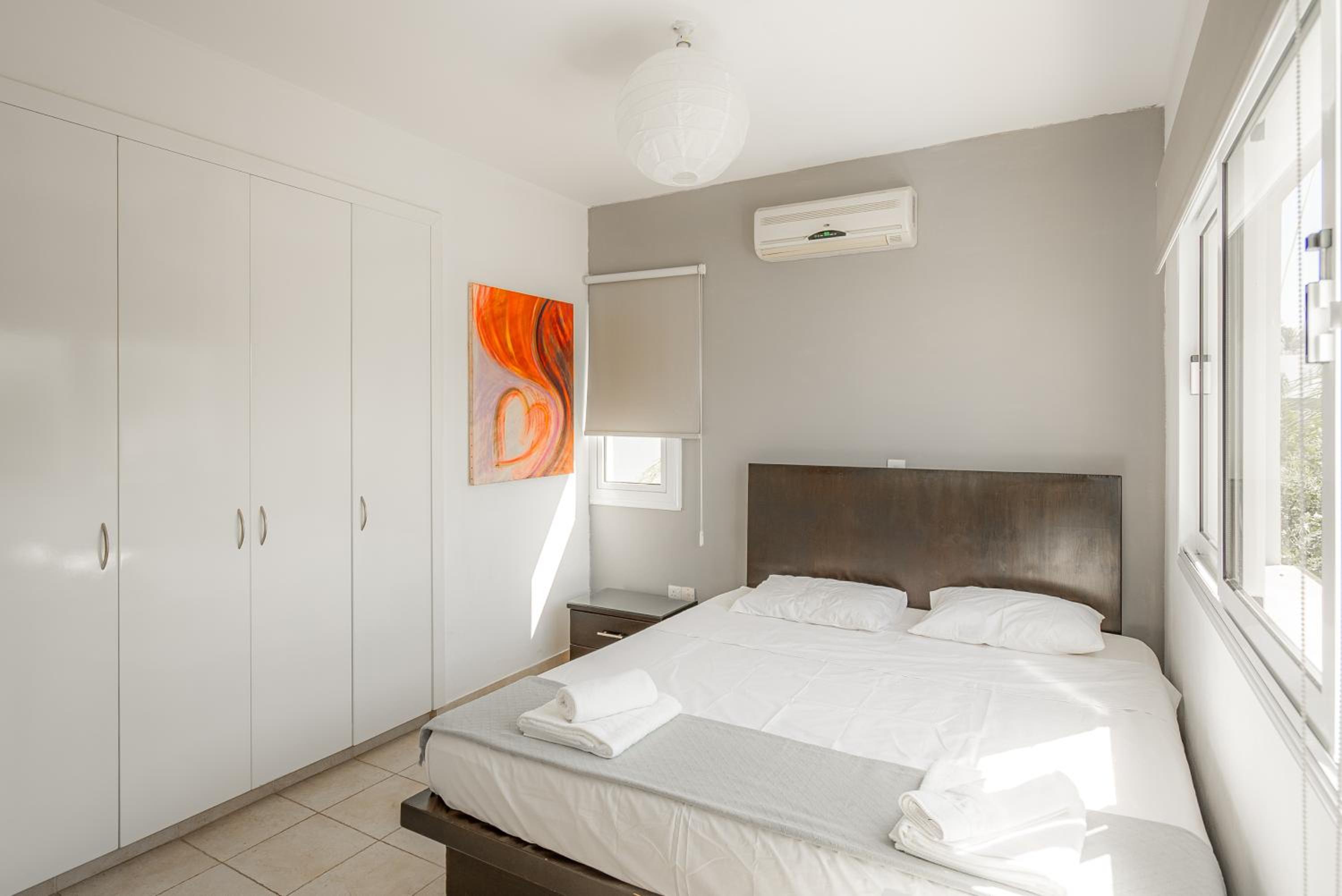 Etherium Villa Pernera, Protaras