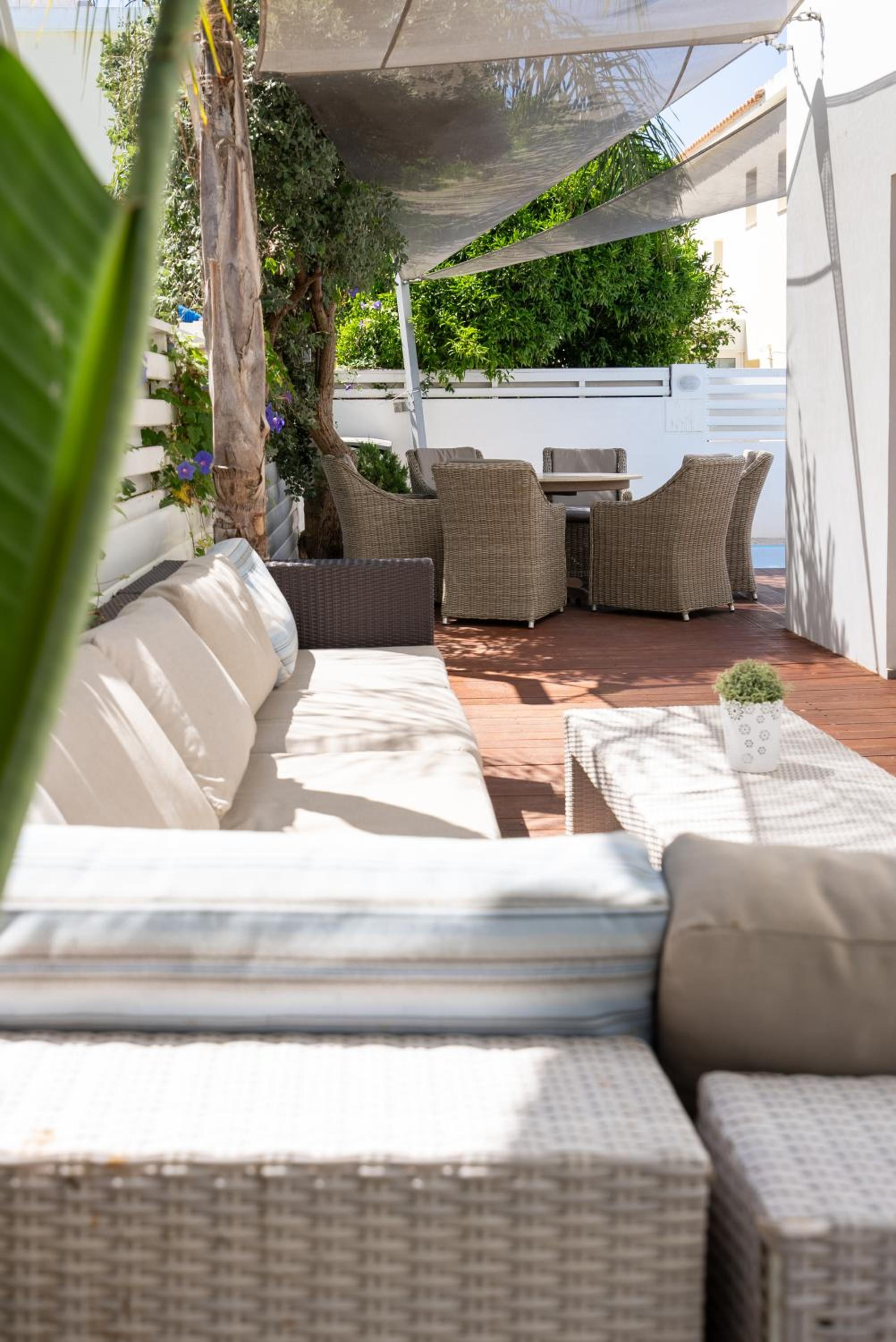 Etherium Villa Pernera, Protaras