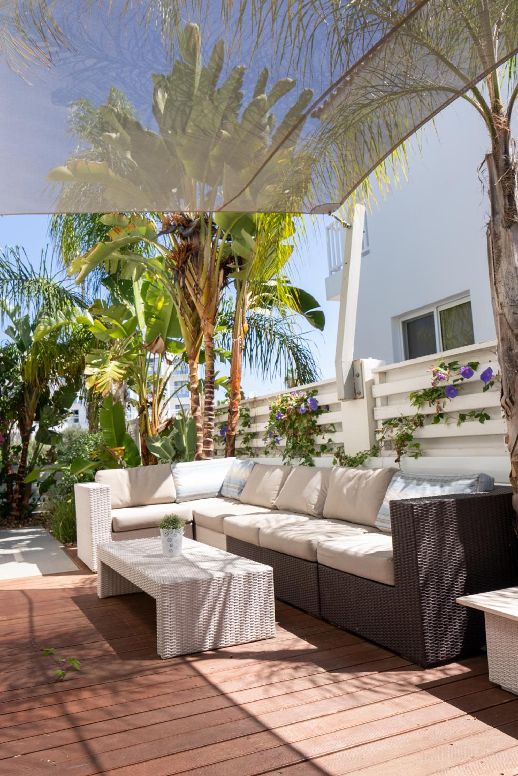 Etherium Villa Pernera, Protaras
