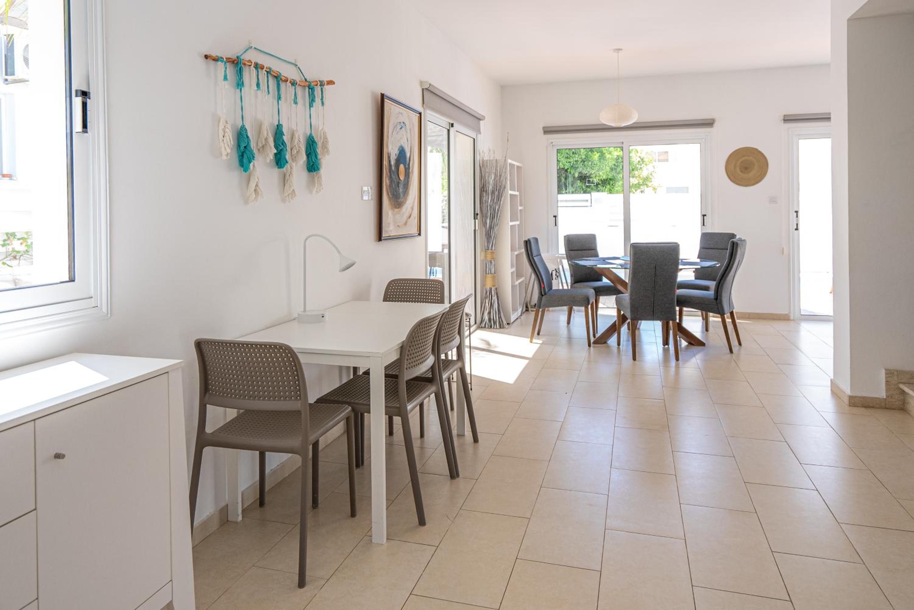 Etherium Villa Pernera, Protaras