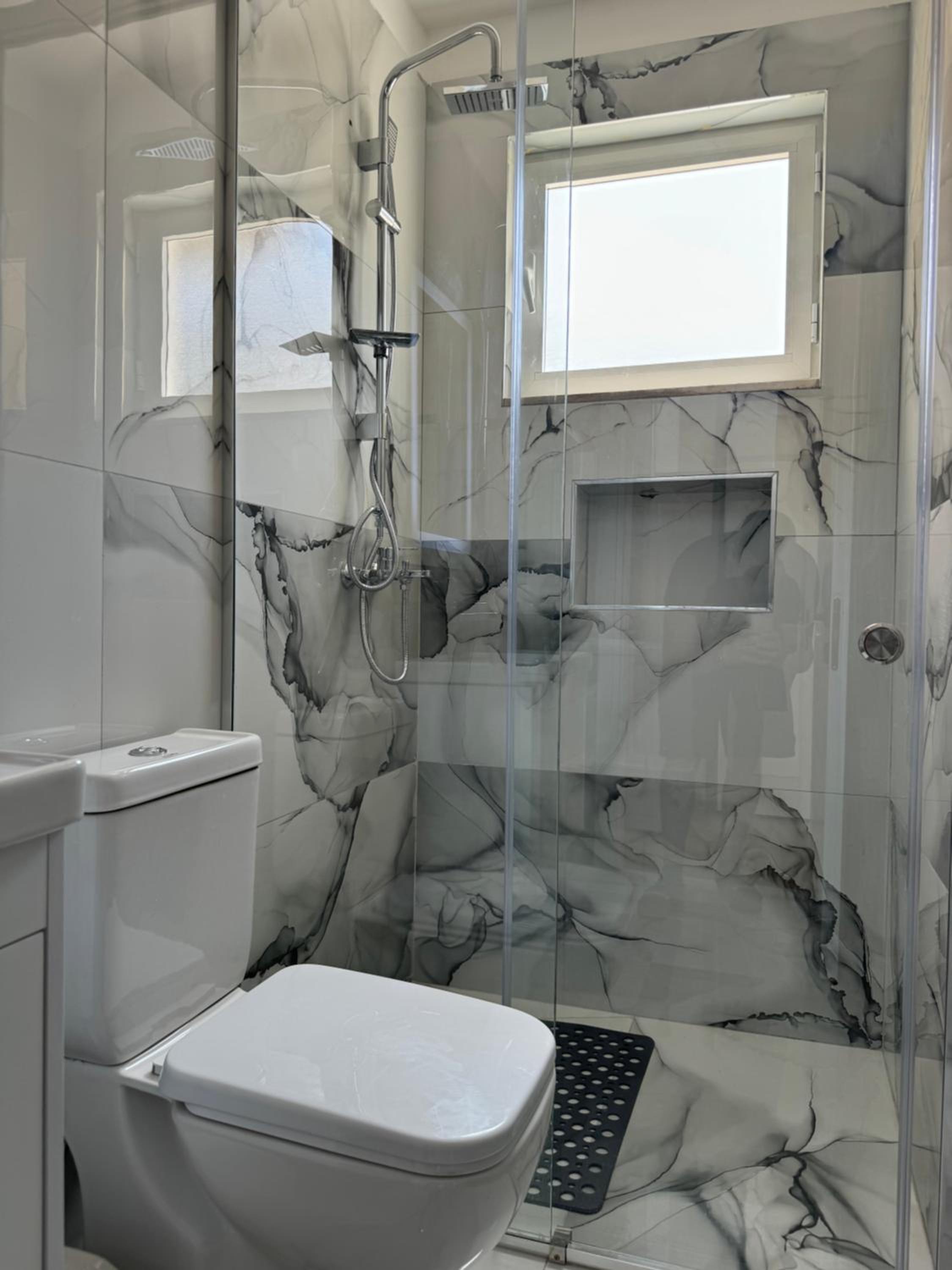 Haris Apartments Tirana