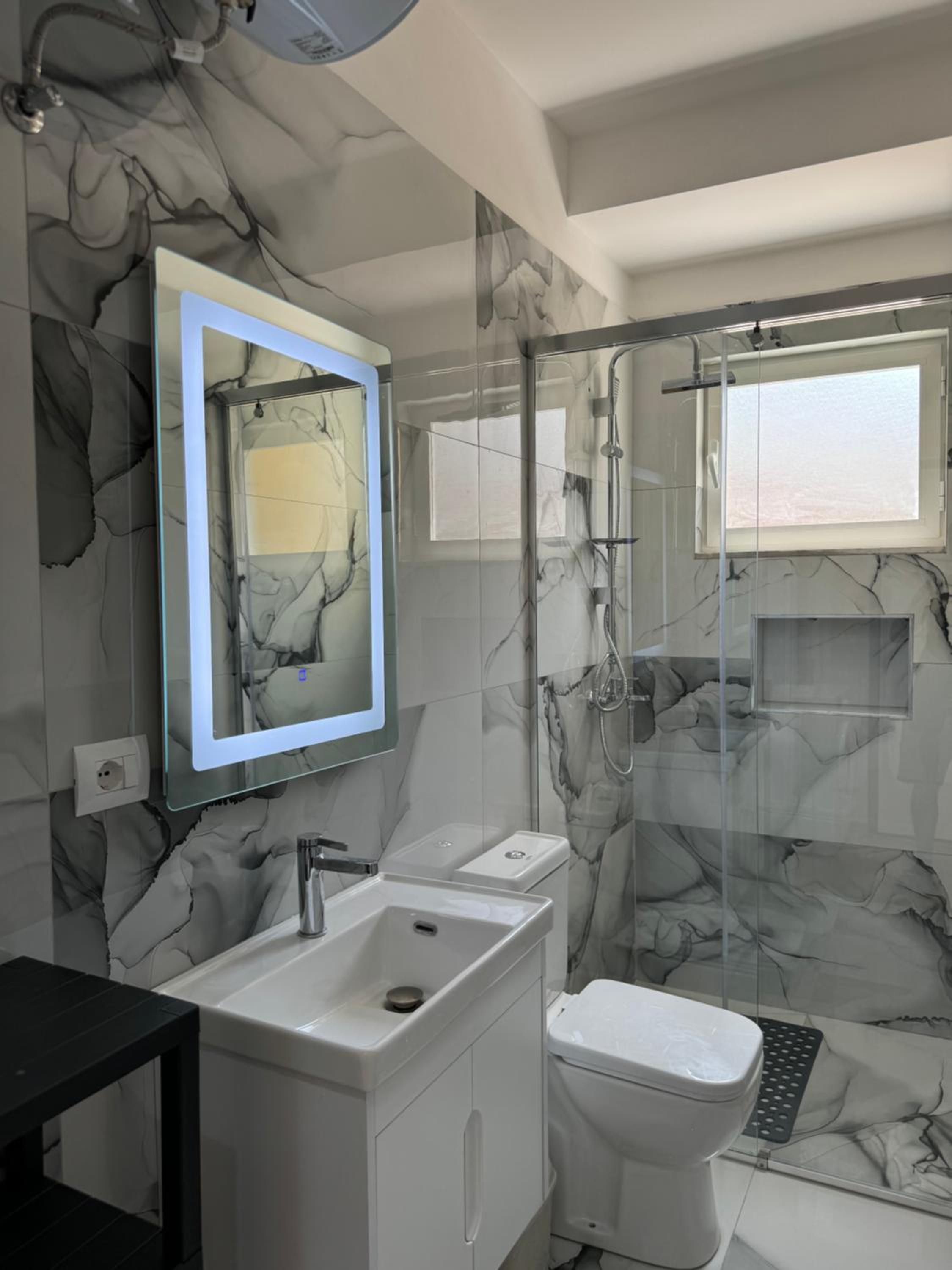 Haris Apartments Tirana