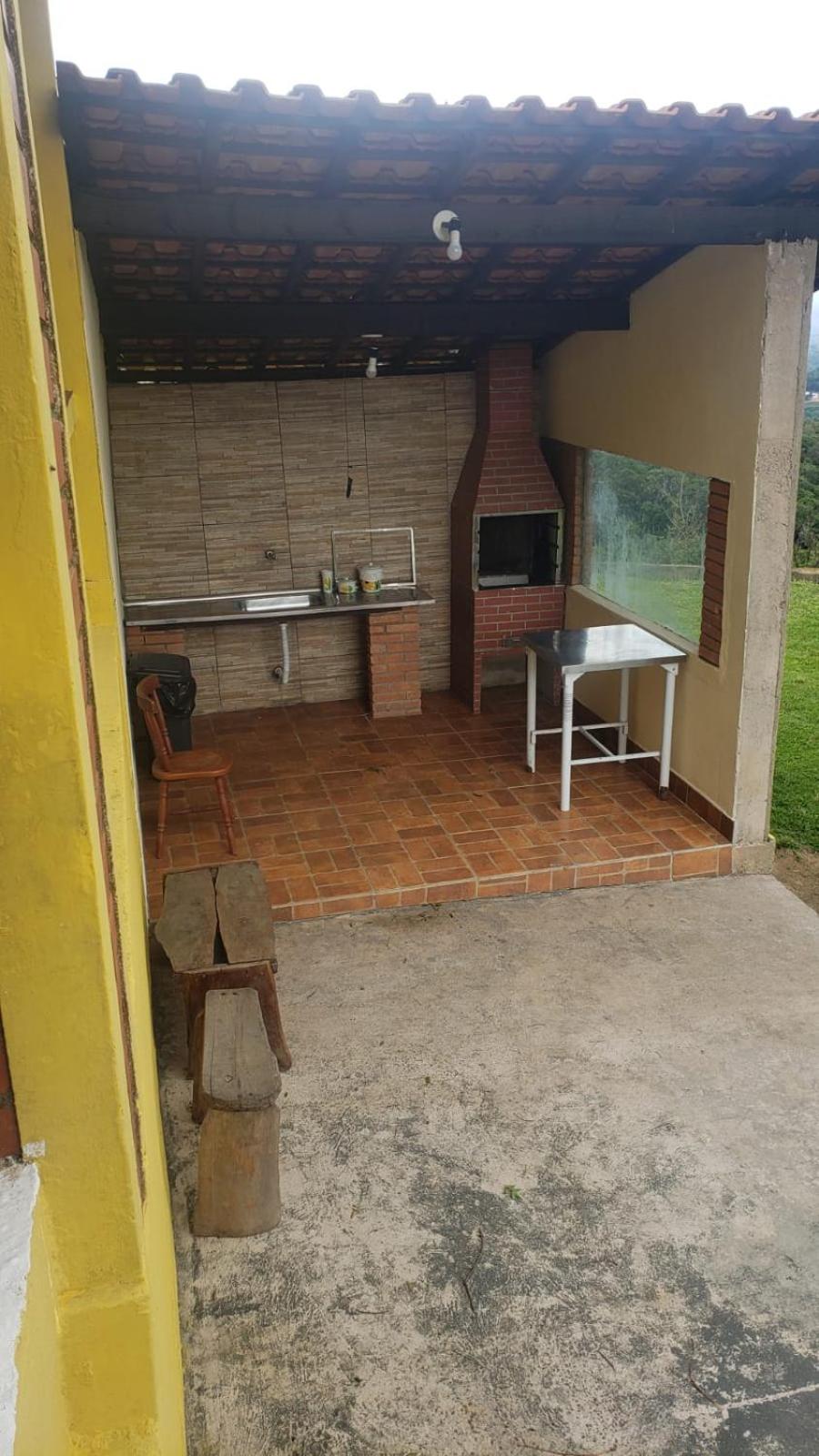 Sítio com natureza privilegiada