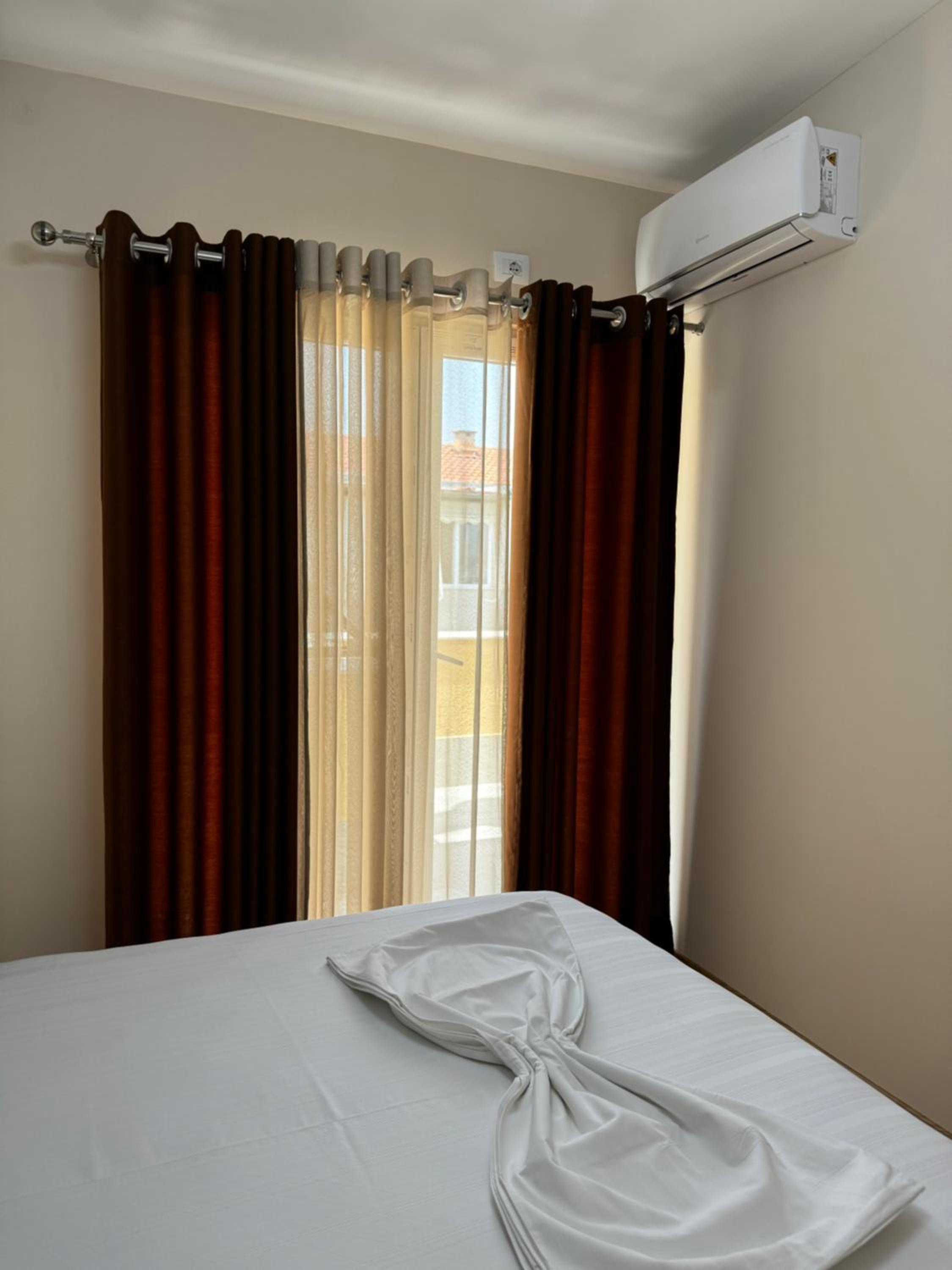 Haris Apartments Tirana