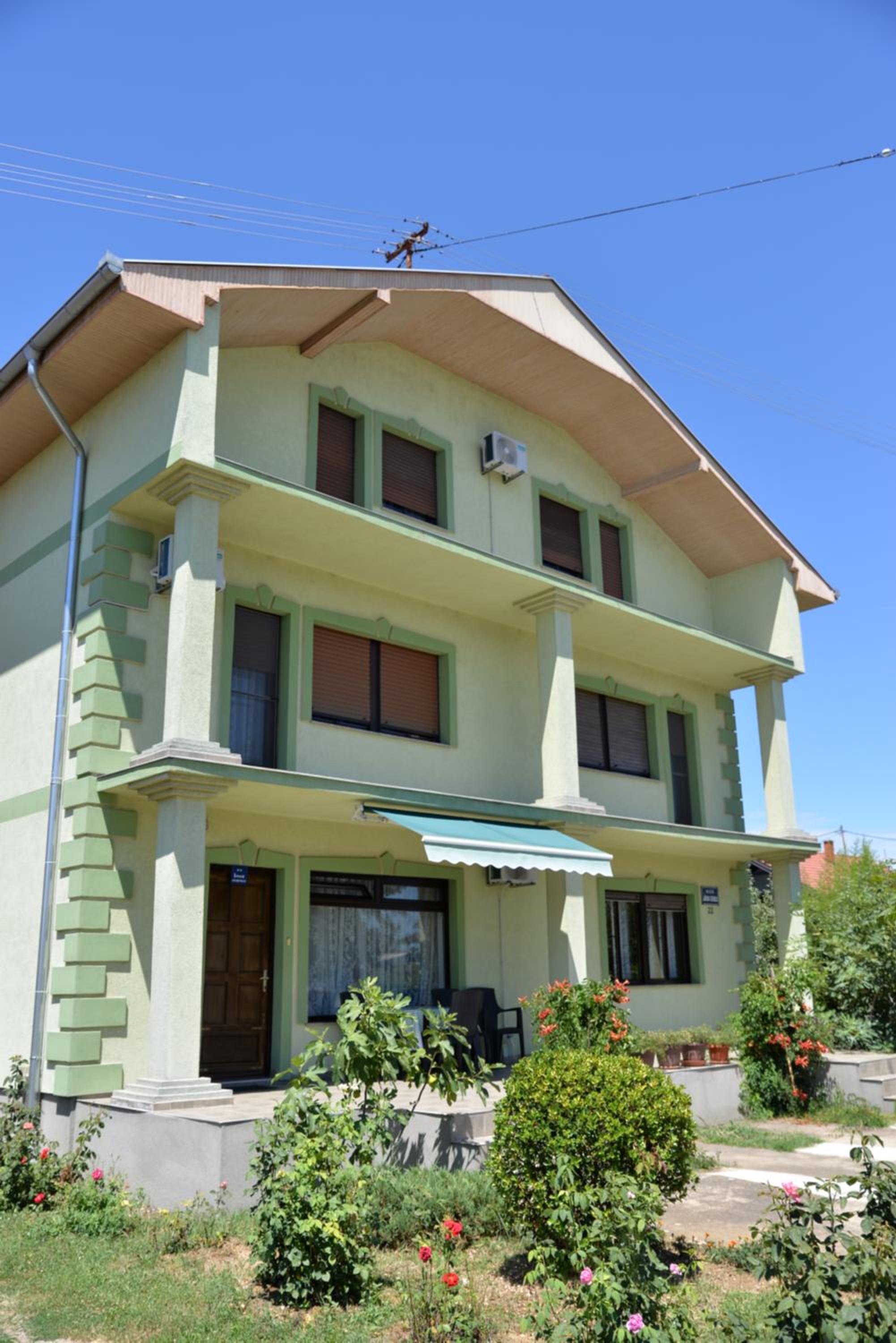 Hotel Apartment Kolonija - Image 1