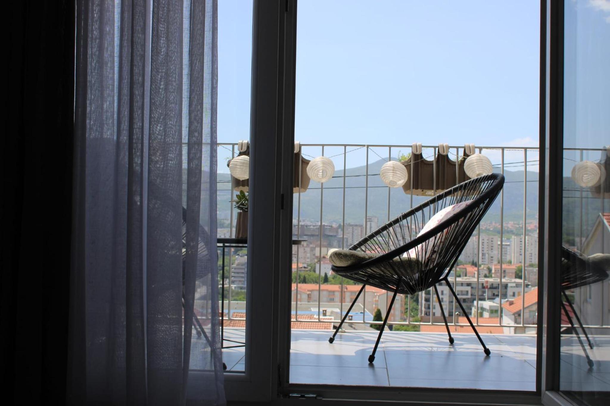 Apartment Merry Harmony Heights - Balcony & Free Garage & Parking