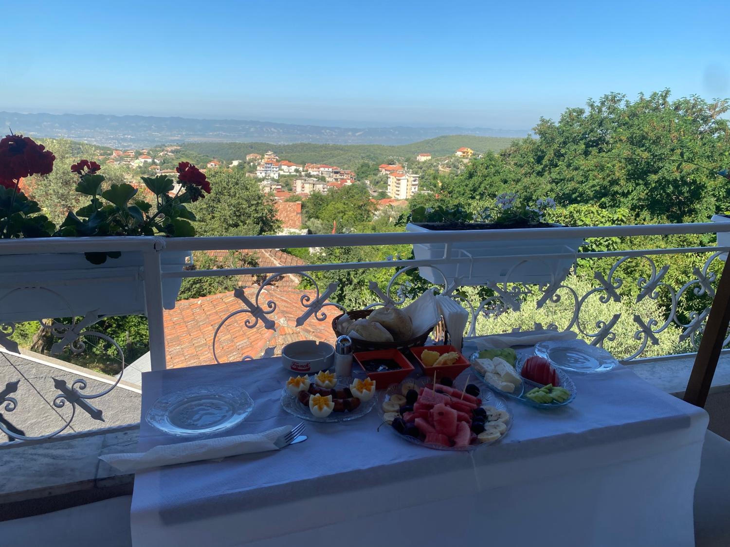 Alesio Guest House