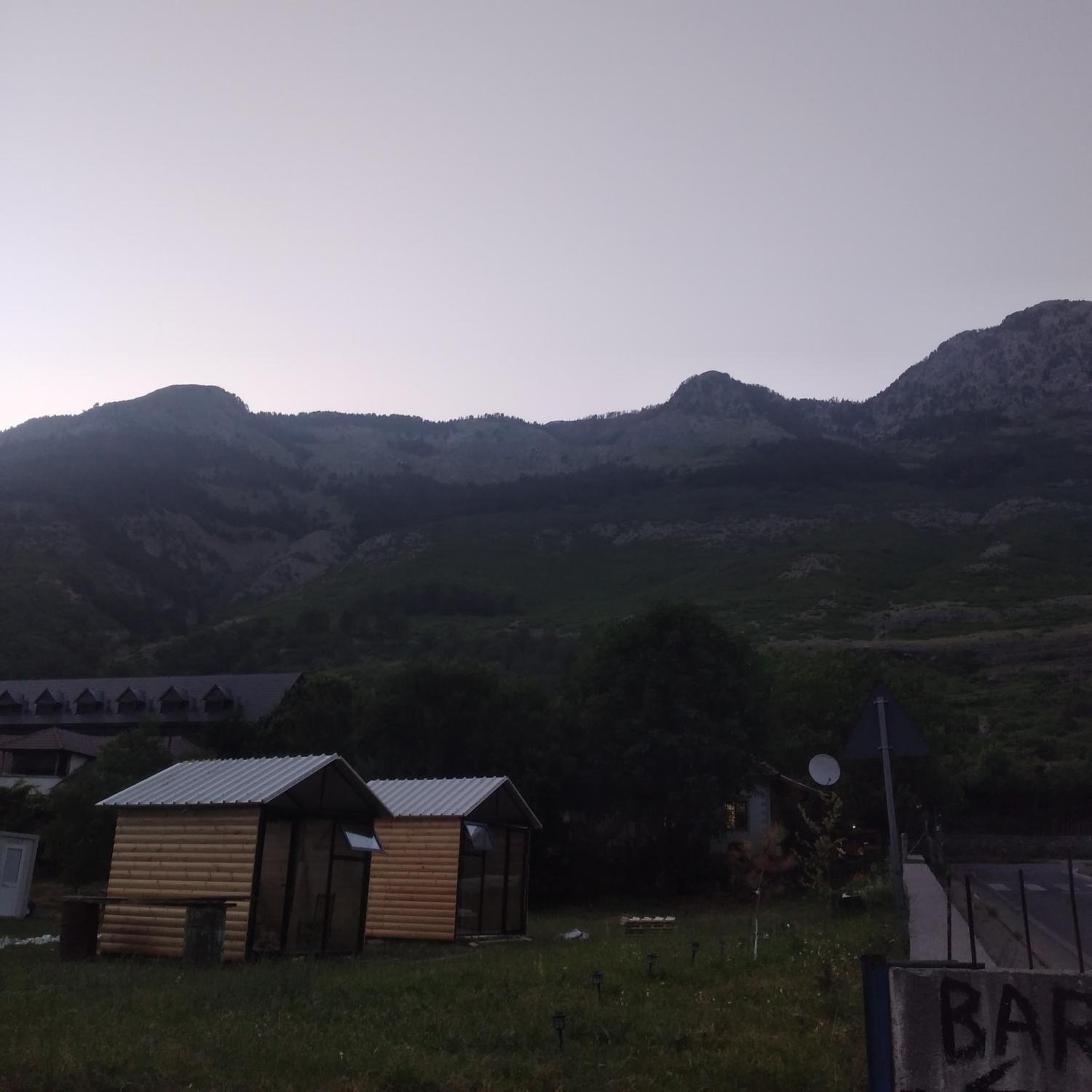 Cabina Boge Albania photo 3